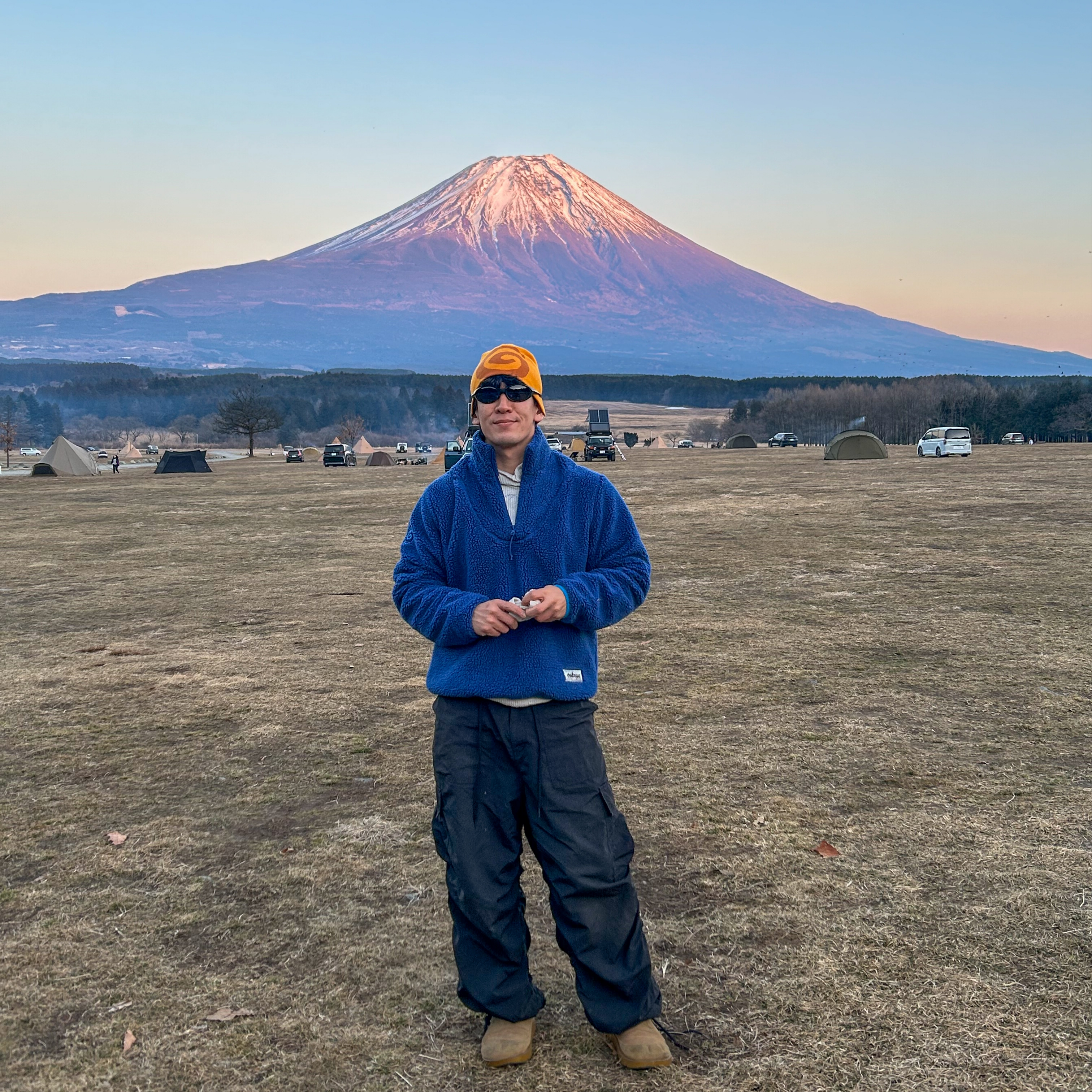 Ostrya 25FW Bluebird Shearling Fleece Navy, Ostrya 25FW Merino Swirl Beanie Kumquat 착용 스타일 - 2