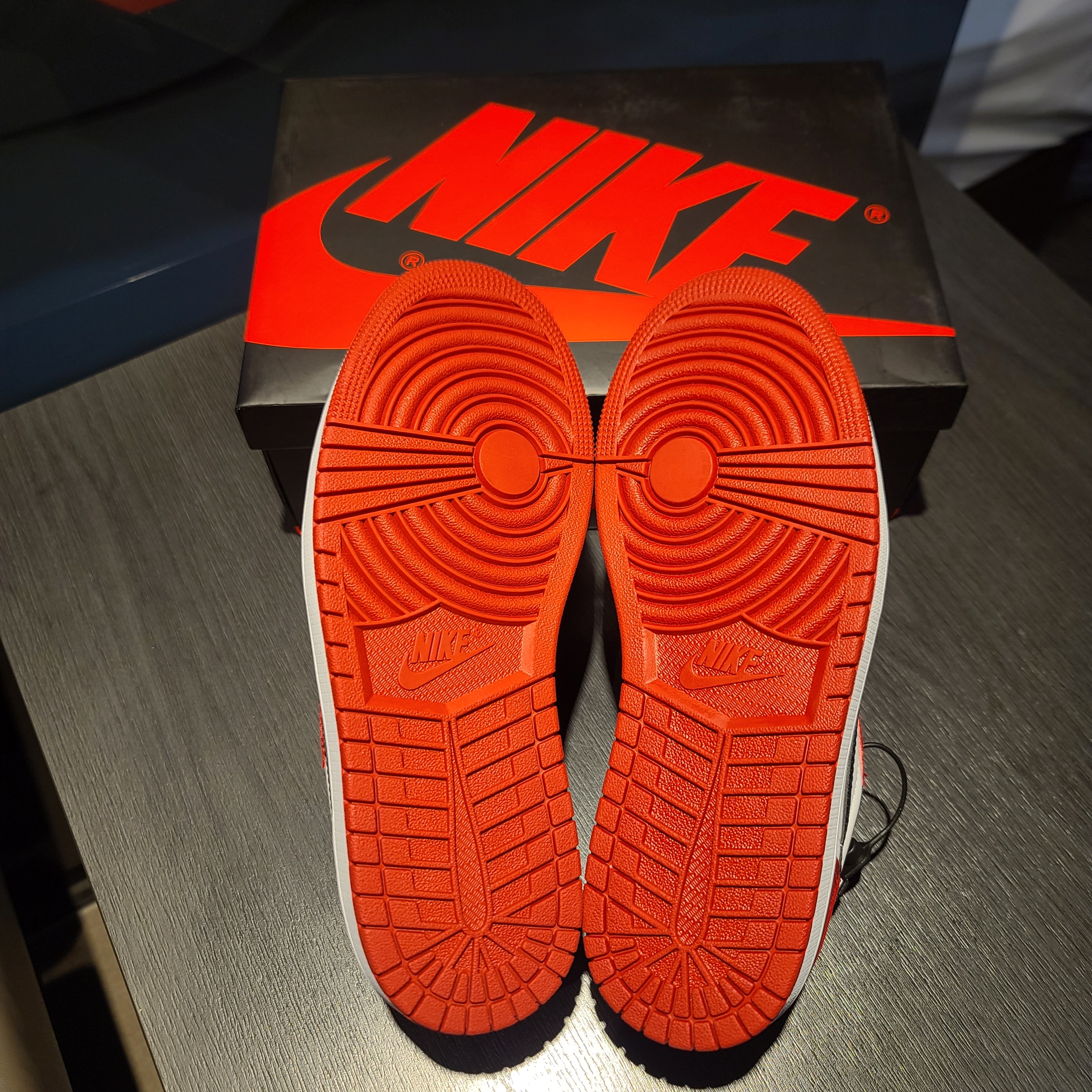 Jordan 1 Retro Low OG Chicago 착용 스타일 - 4