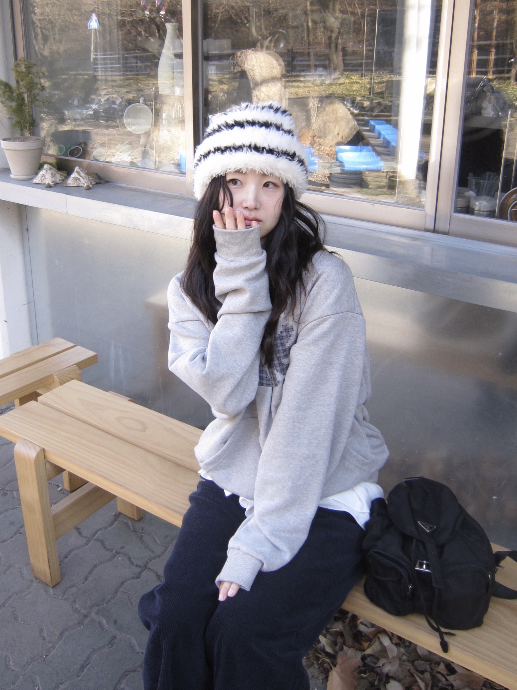 SLOW RECORD HOUSE Check Patch Hoodie Grey 착용 스타일 - 4