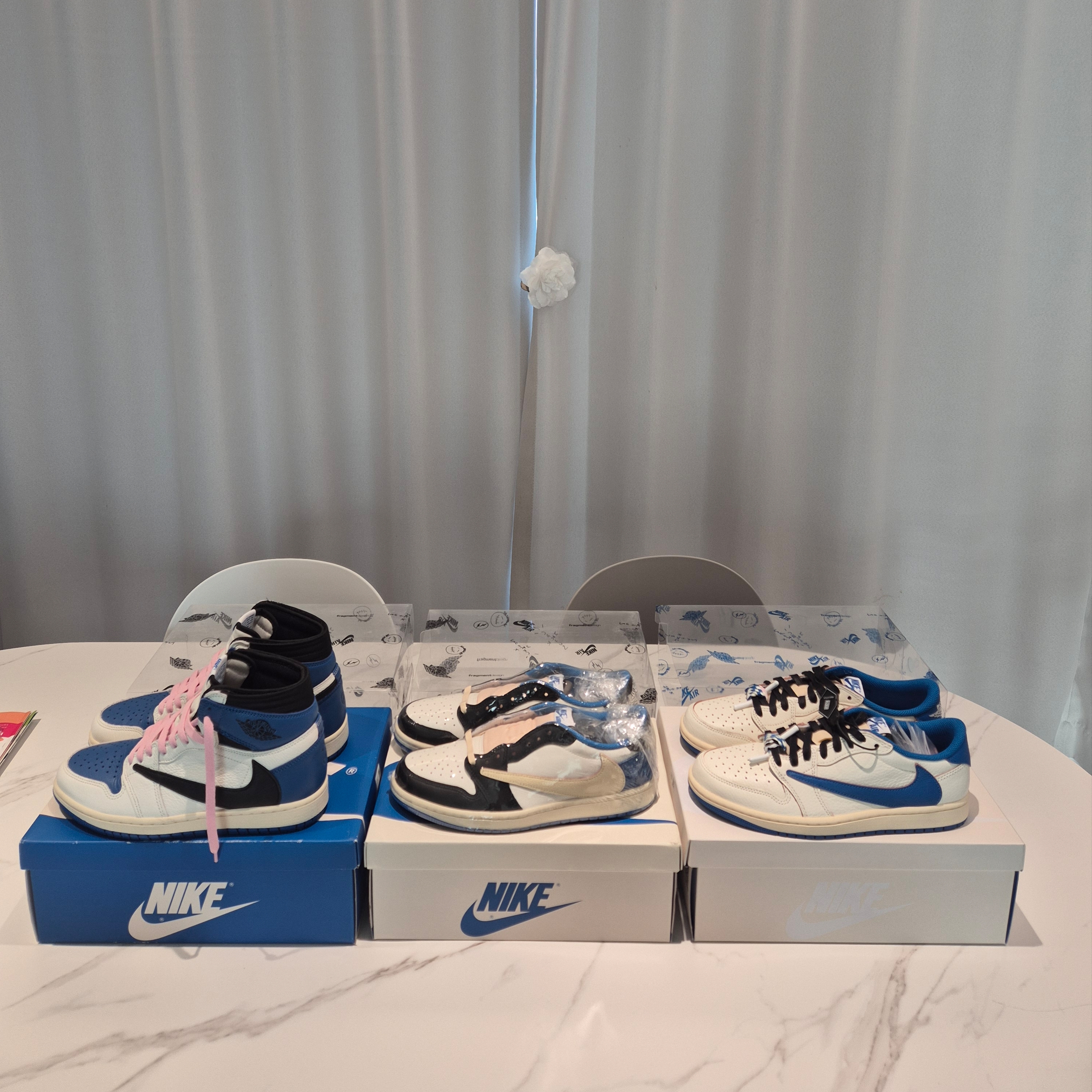 Jordan 1 x Travis Scott x Fragment Retro Low OG SP Sail Military Blue, Jordan 1 x Travis Scott x Fragment Retro Low OG SP Military Blue 착용 스타일 - 2