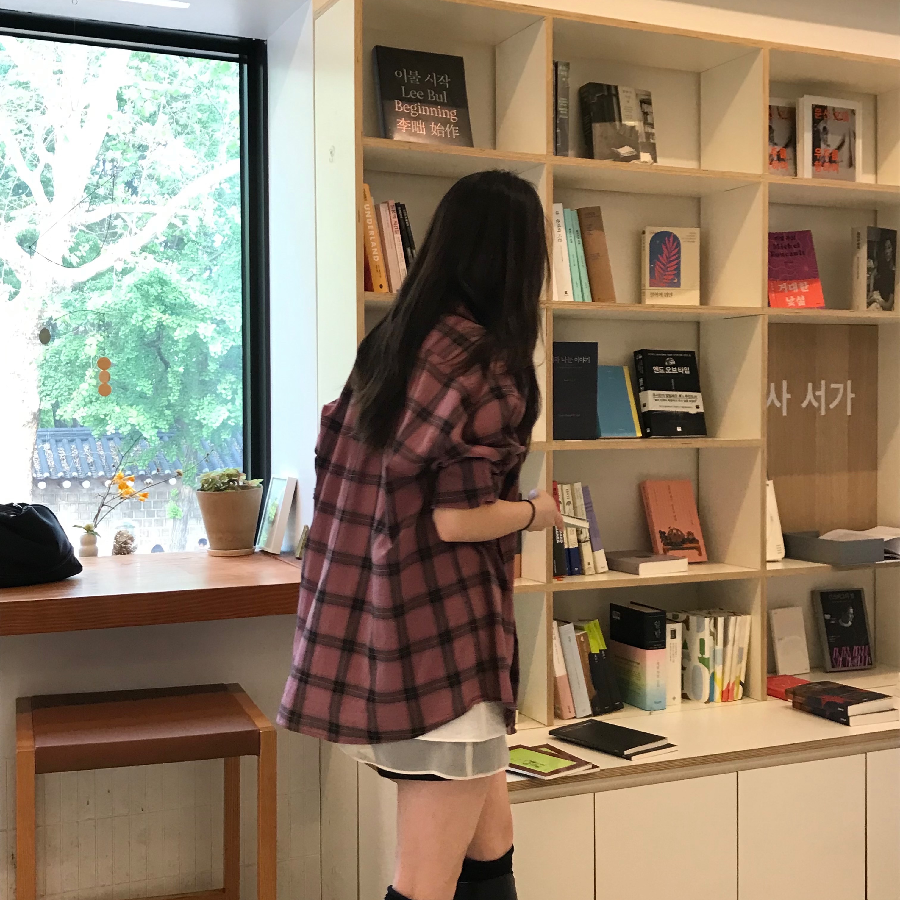 Hatchingroom Classic Shirt Over Dyed Check Pink 착용 스타일 - 3