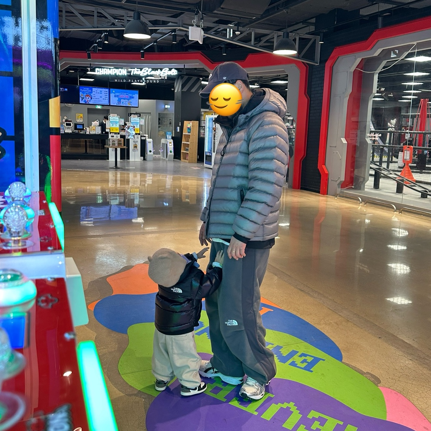 The North Face Banff Fleece Pants Gray, Oakley Remix Dad Hat Blackout 착용 스타일