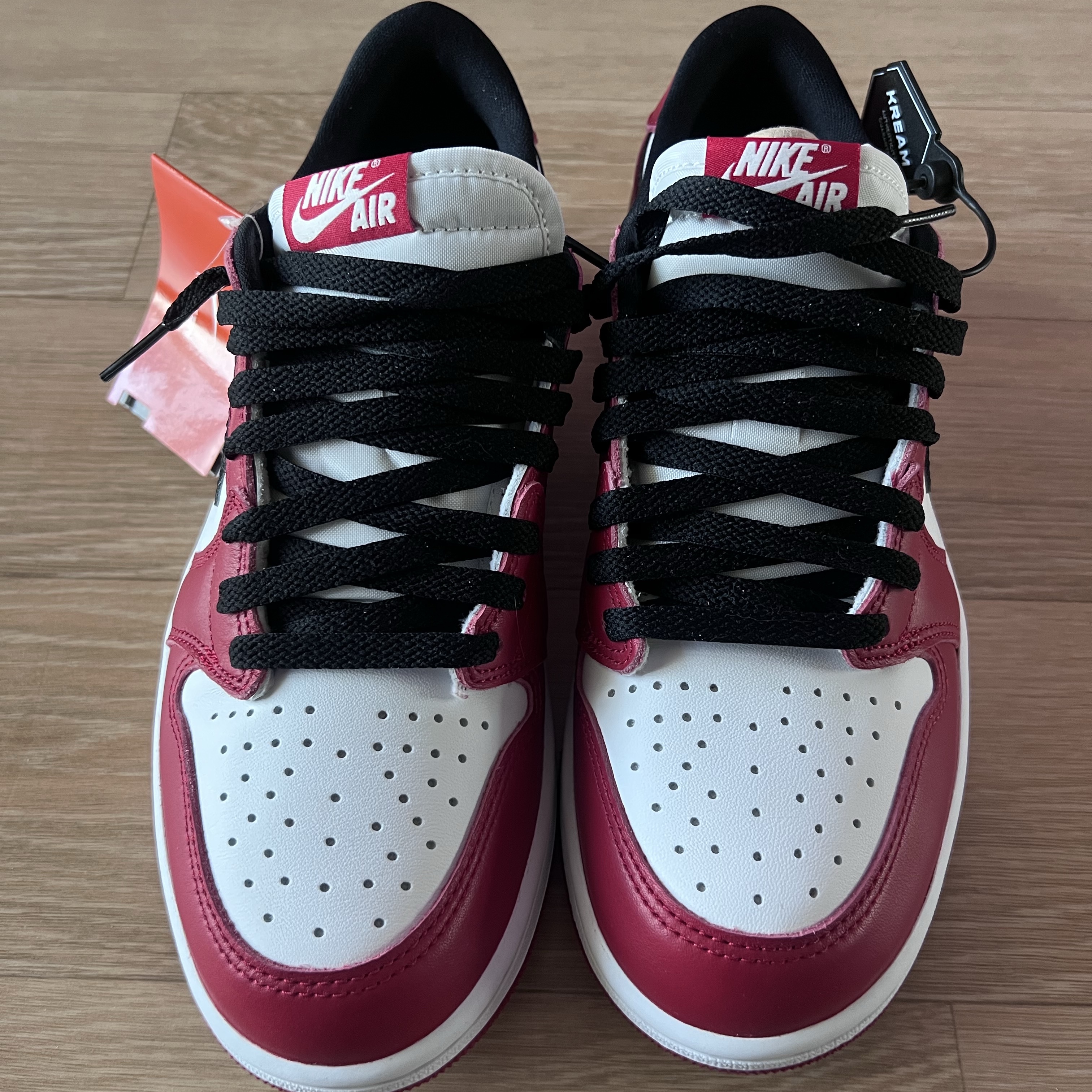 Jordan 1 Retro Low OG Chicago 착용 스타일 - 4