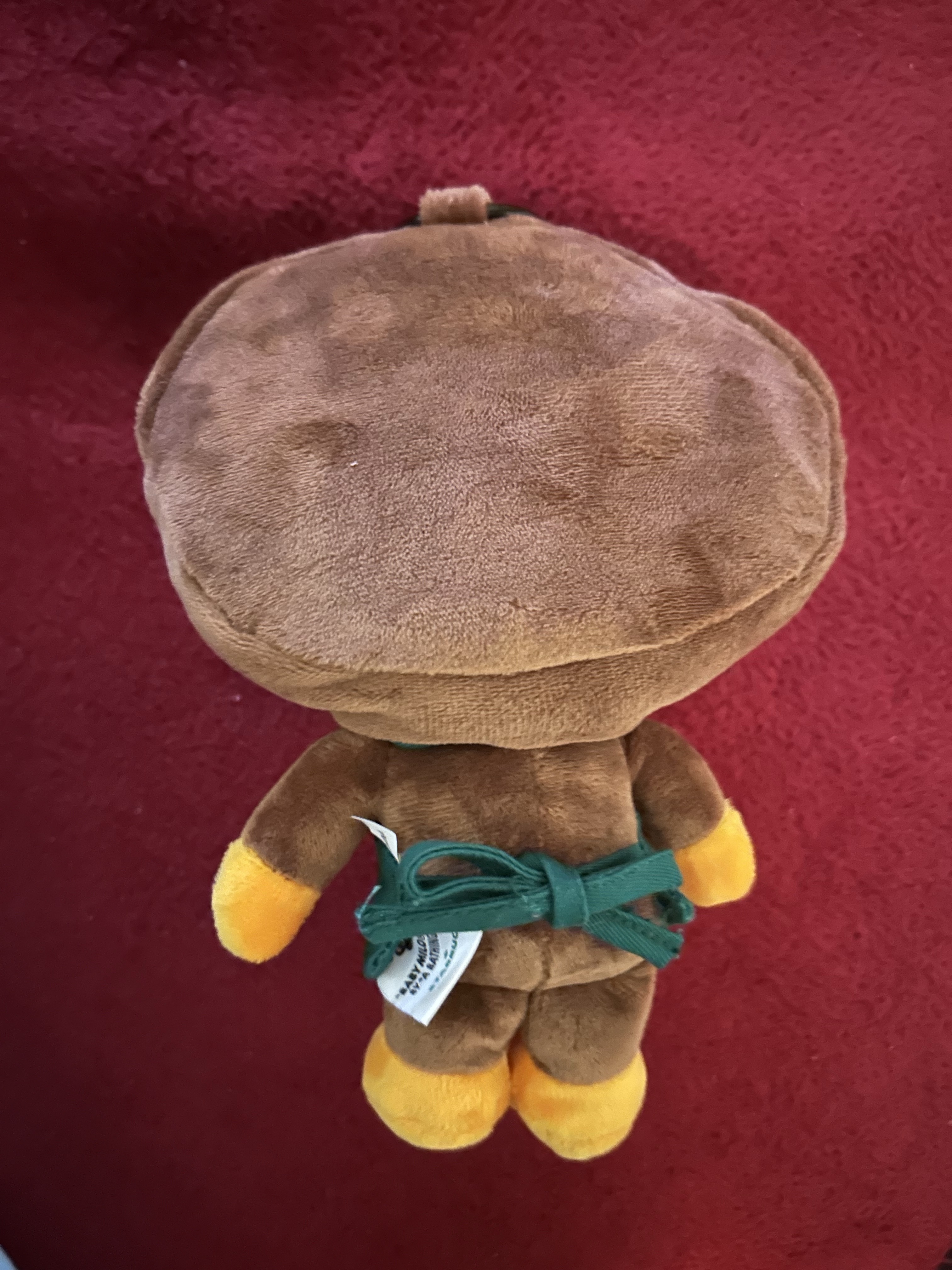 Starbucks x BAPE Baby Milo Foldable Bag 착용 스타일 - 2