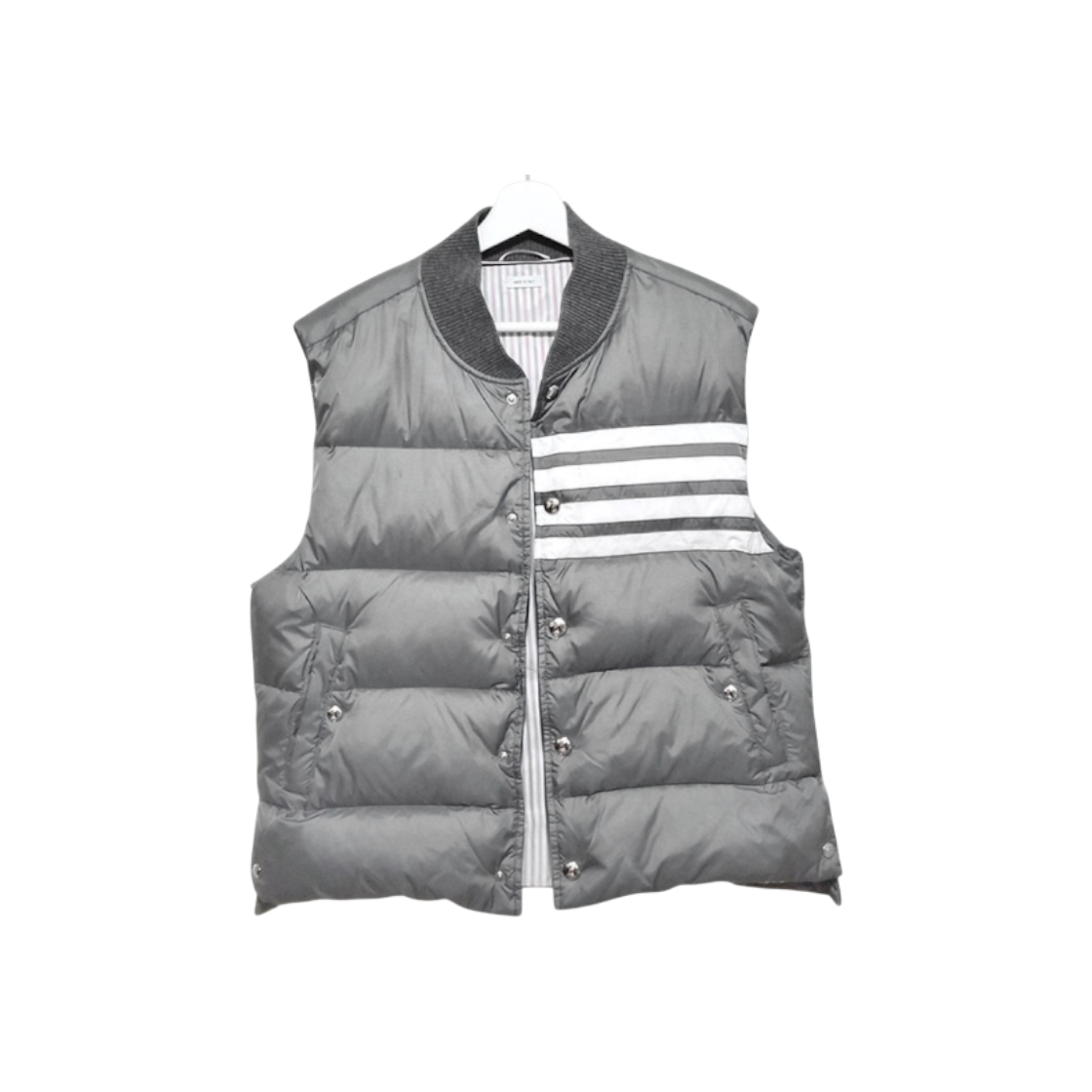 ITSLNV2EOHT9 Thom Browne Down-Filled Nylon Padded Vest (MVD017X) L912923