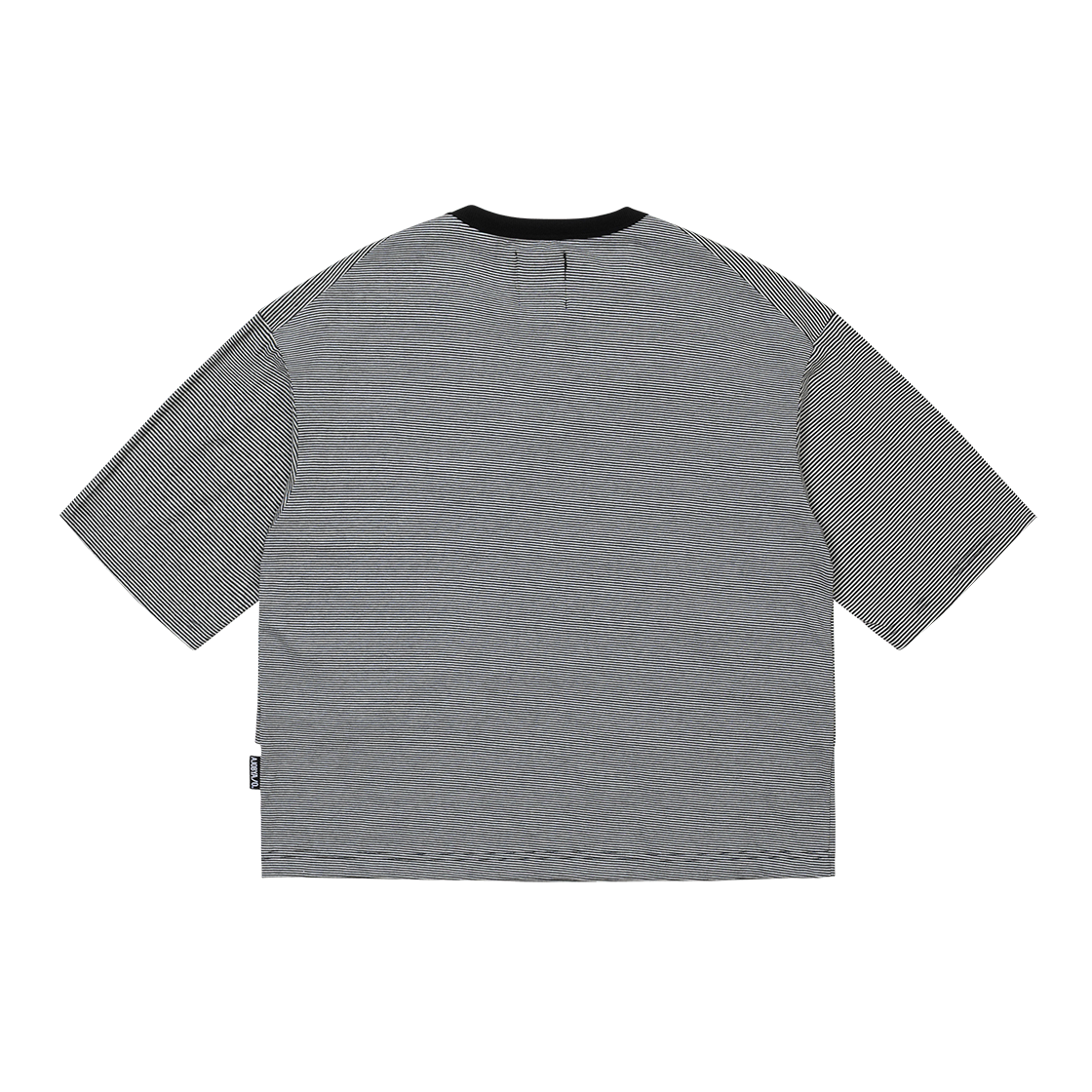 아조바이아조 패널드 스트라이프 크롭 티셔츠 블랙(AJOBYAJO Paneled Stripe Cropped T-Shirt Black) - 2