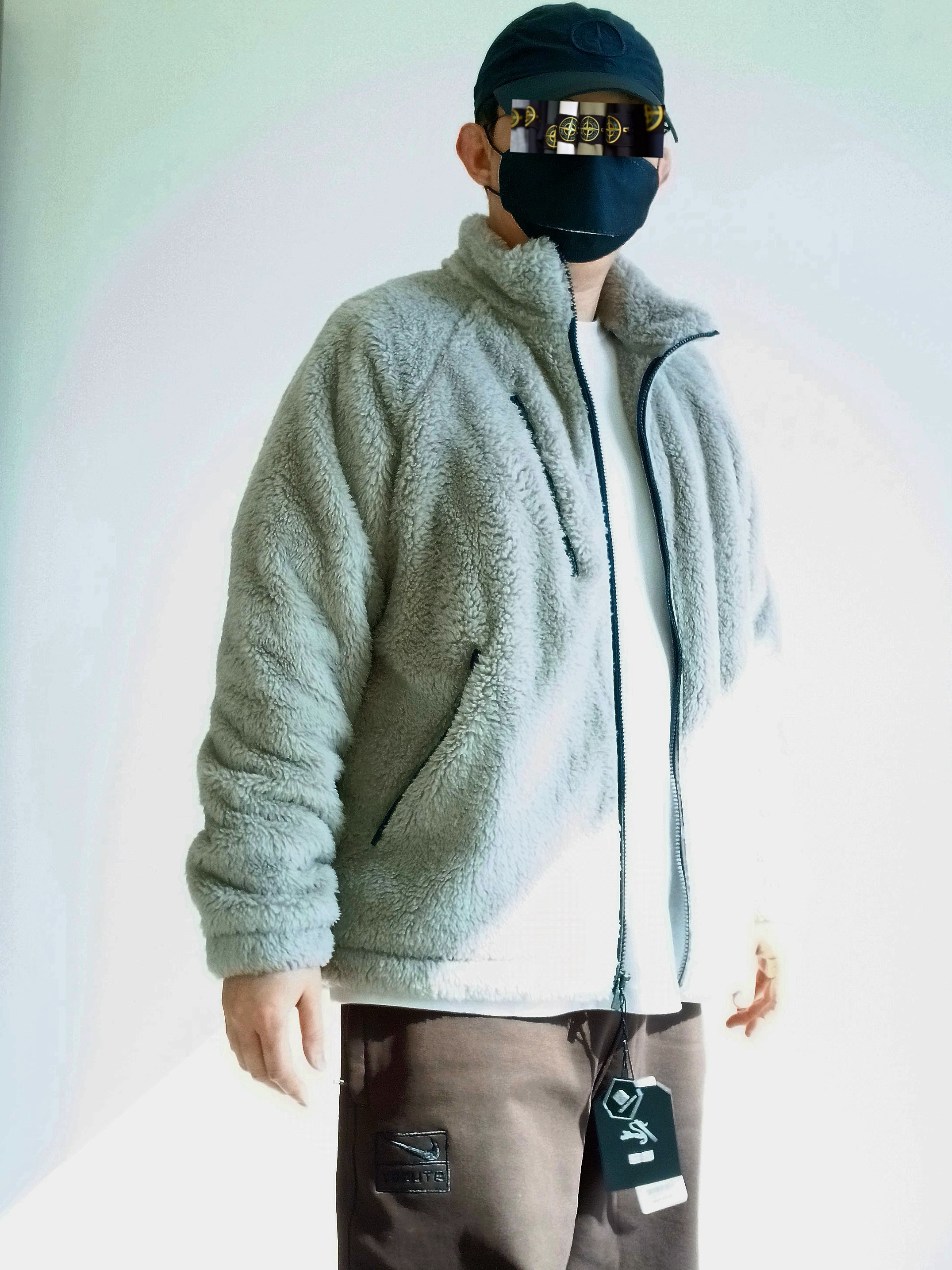 Stone Island 99576 Nylon Metal 6-Panel Cap Black, Uniqlo x Needles Fleece Jacket Beige - KR 착용 스타일 - 6