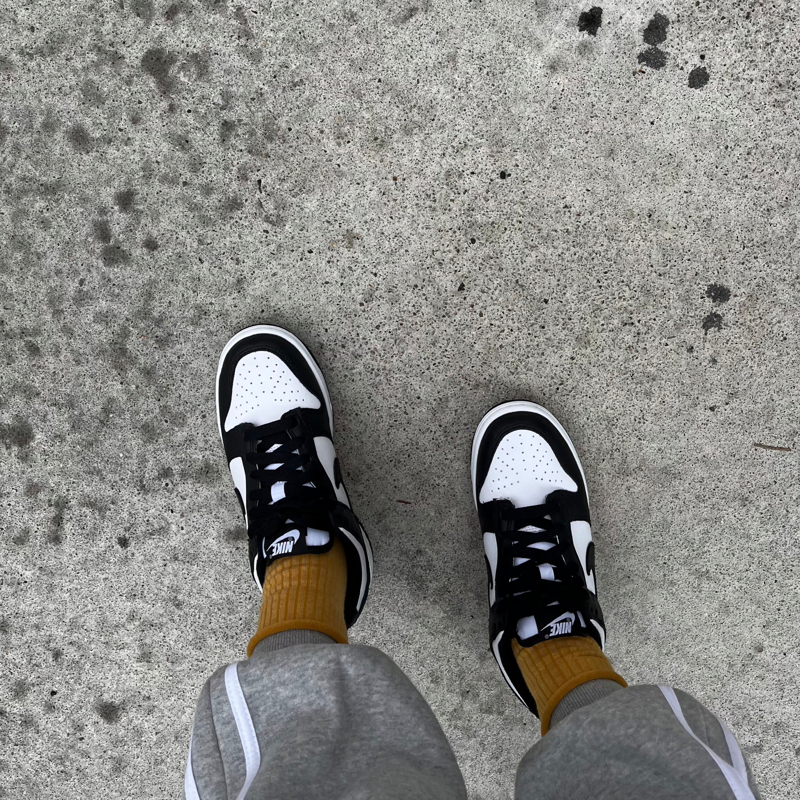 (W) Nike Dunk Low Black 착용 스타일