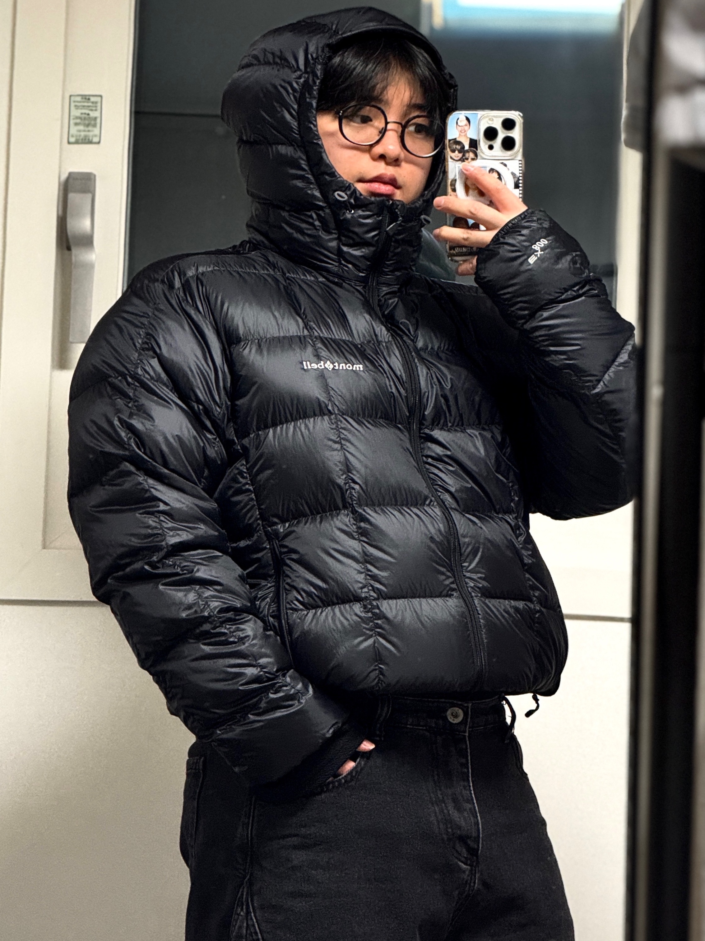 Montbell Superior Down Parka Black 착용 스타일