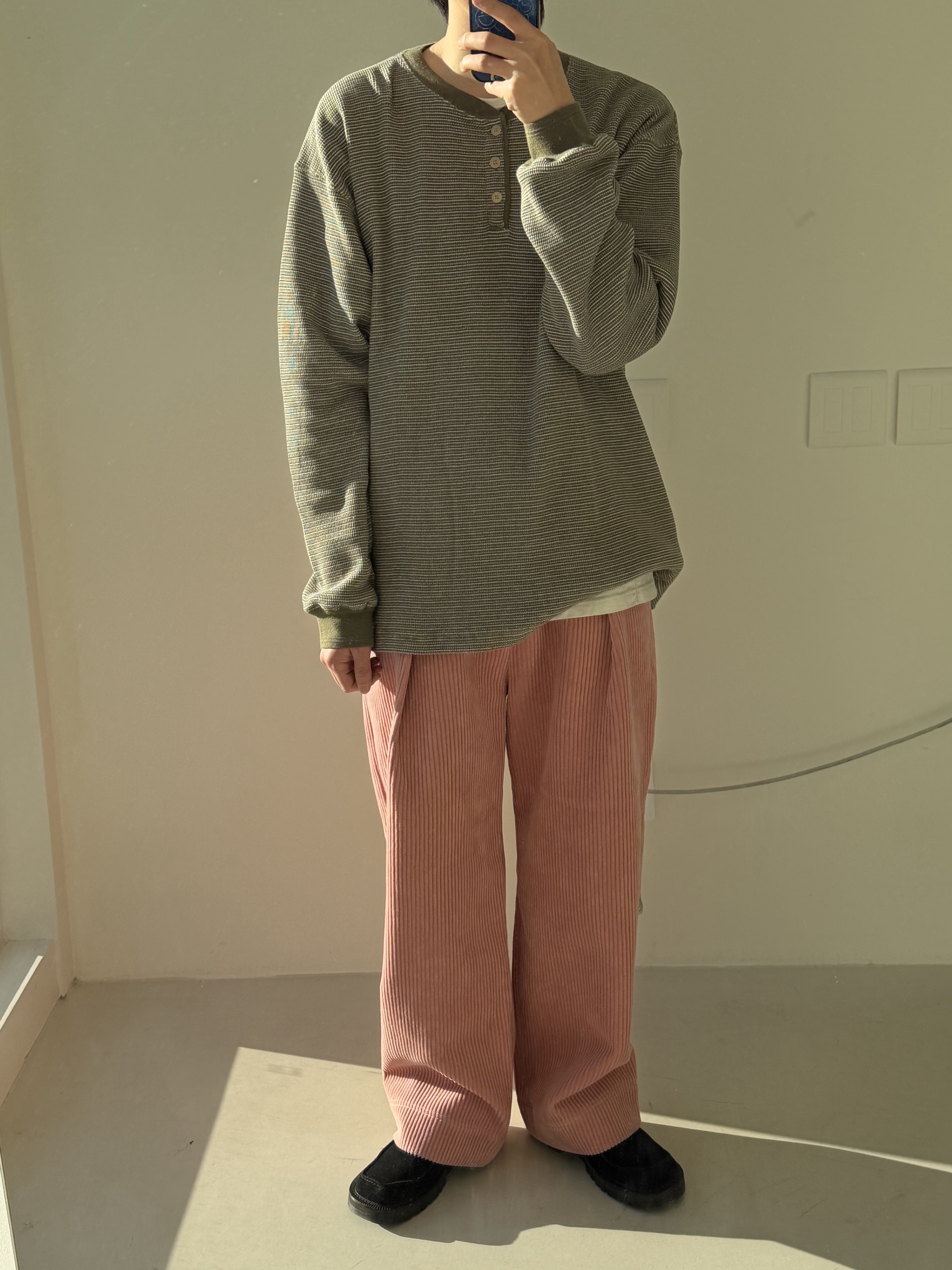 Ader Error Curve; BS01 Noir, Ader Error Carid Trousers Pink 착용 스타일 - 1