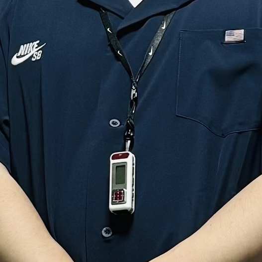 Nike SB Team USA Short Sleeve Button Up Bowler Shirt Obsidian 착용 스타일