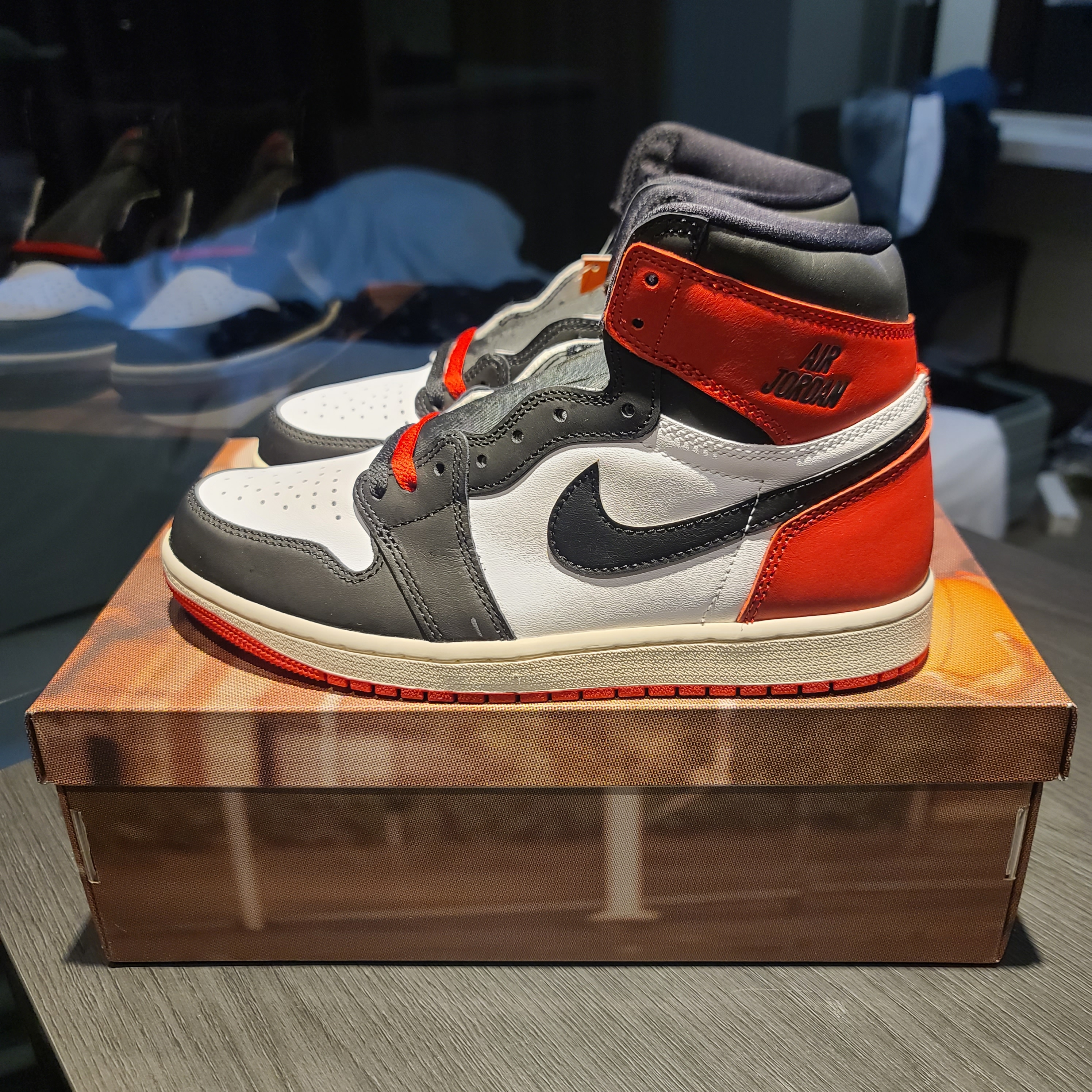 Jordan 1 Retro High OG Black Toe 착용 스타일 - 1