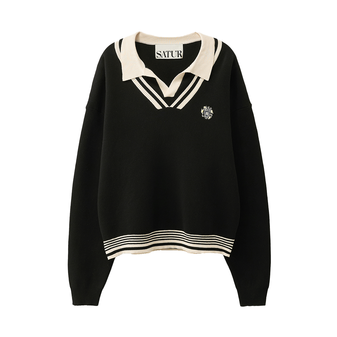 SA261UKT02BLK0 SATUR Crest Logo Open Collar Knit Black