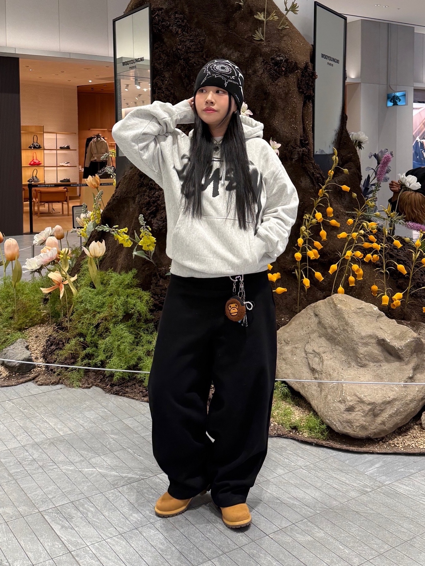 Stussy Dizzy Stock Hoodie Ash Heather 착용 스타일