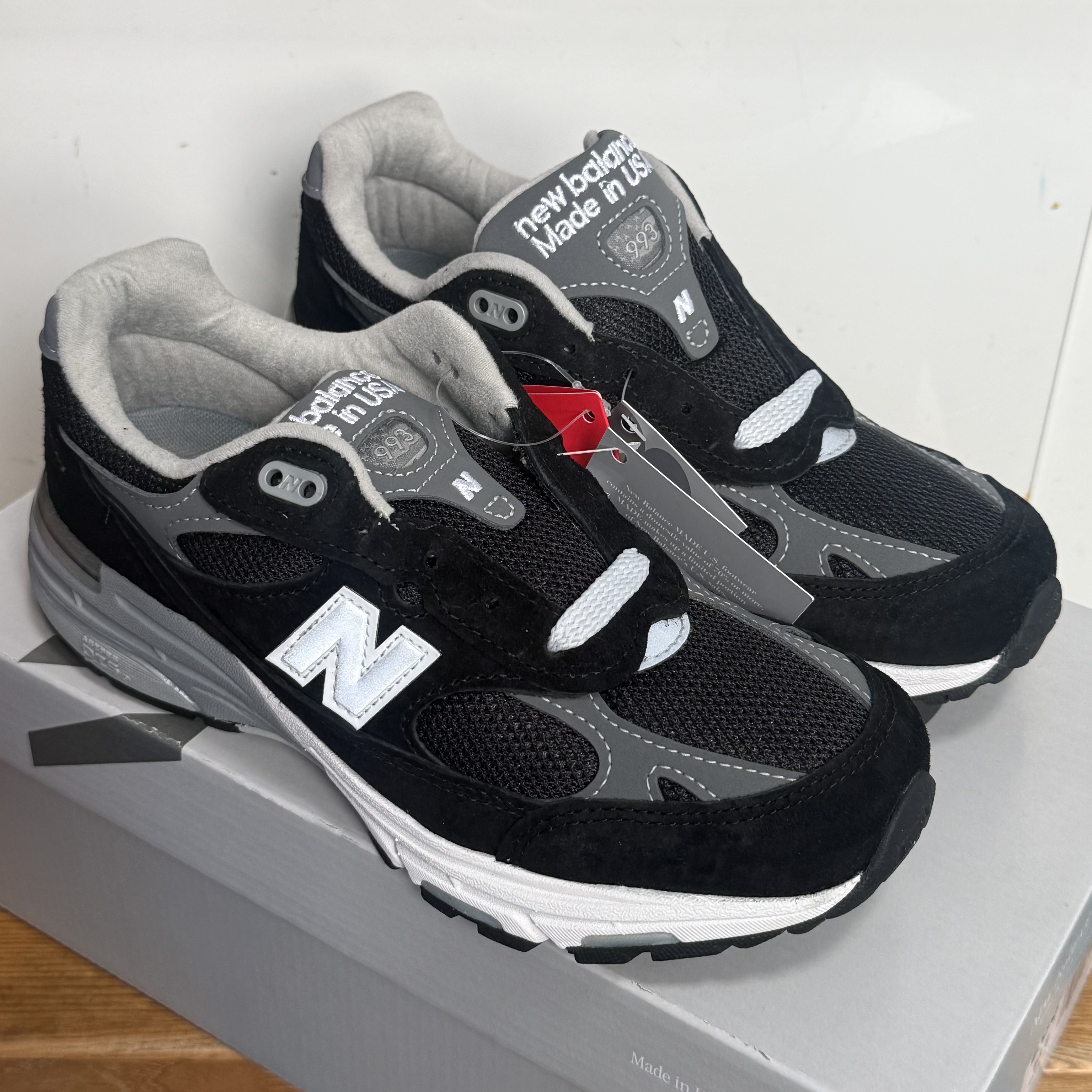New Balance 993 Made in USA Black - D Standard 착용 스타일