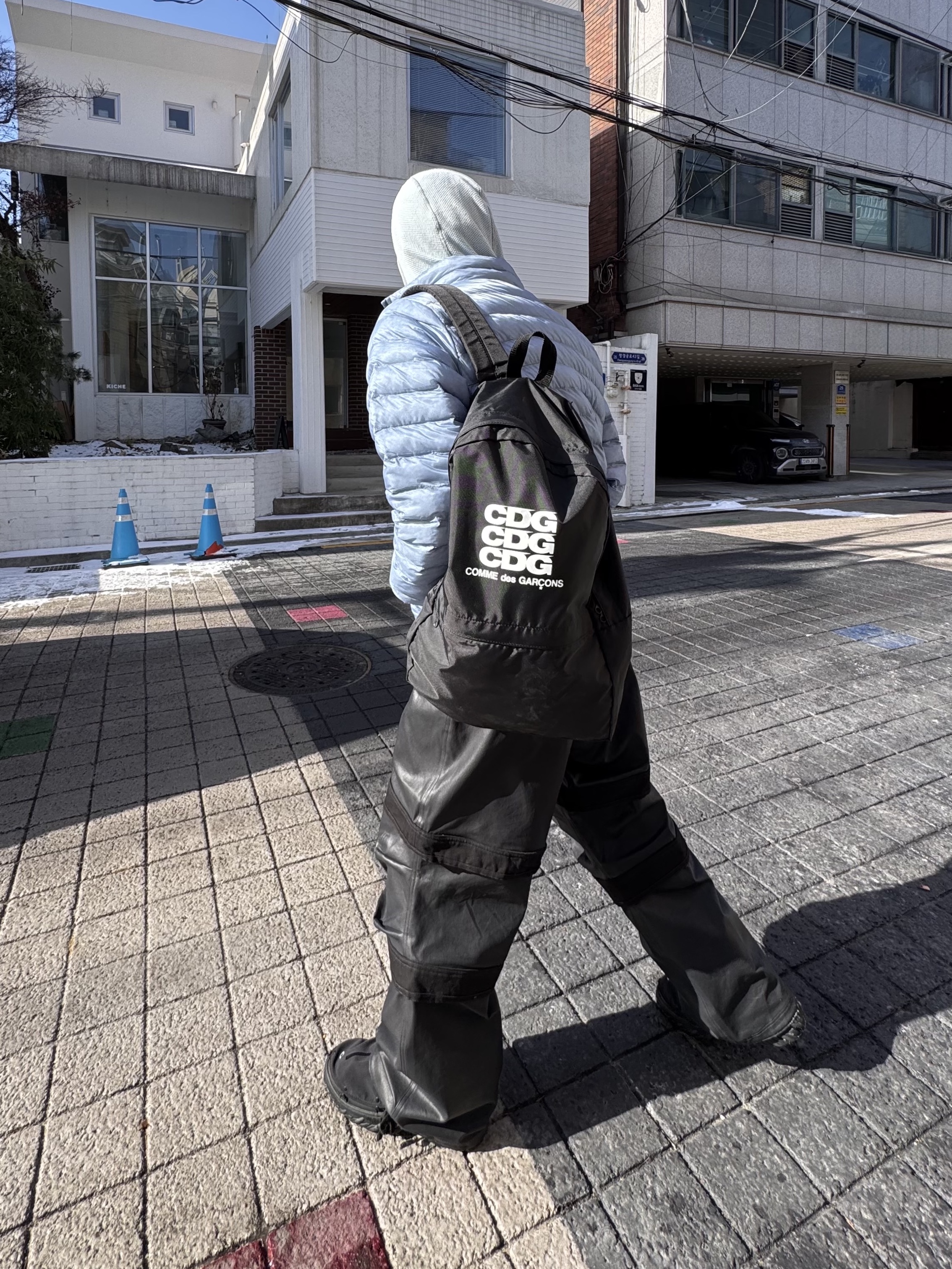 CDG Backpack Black, farfromwhat far layered work pants_black 착용 스타일 - 1