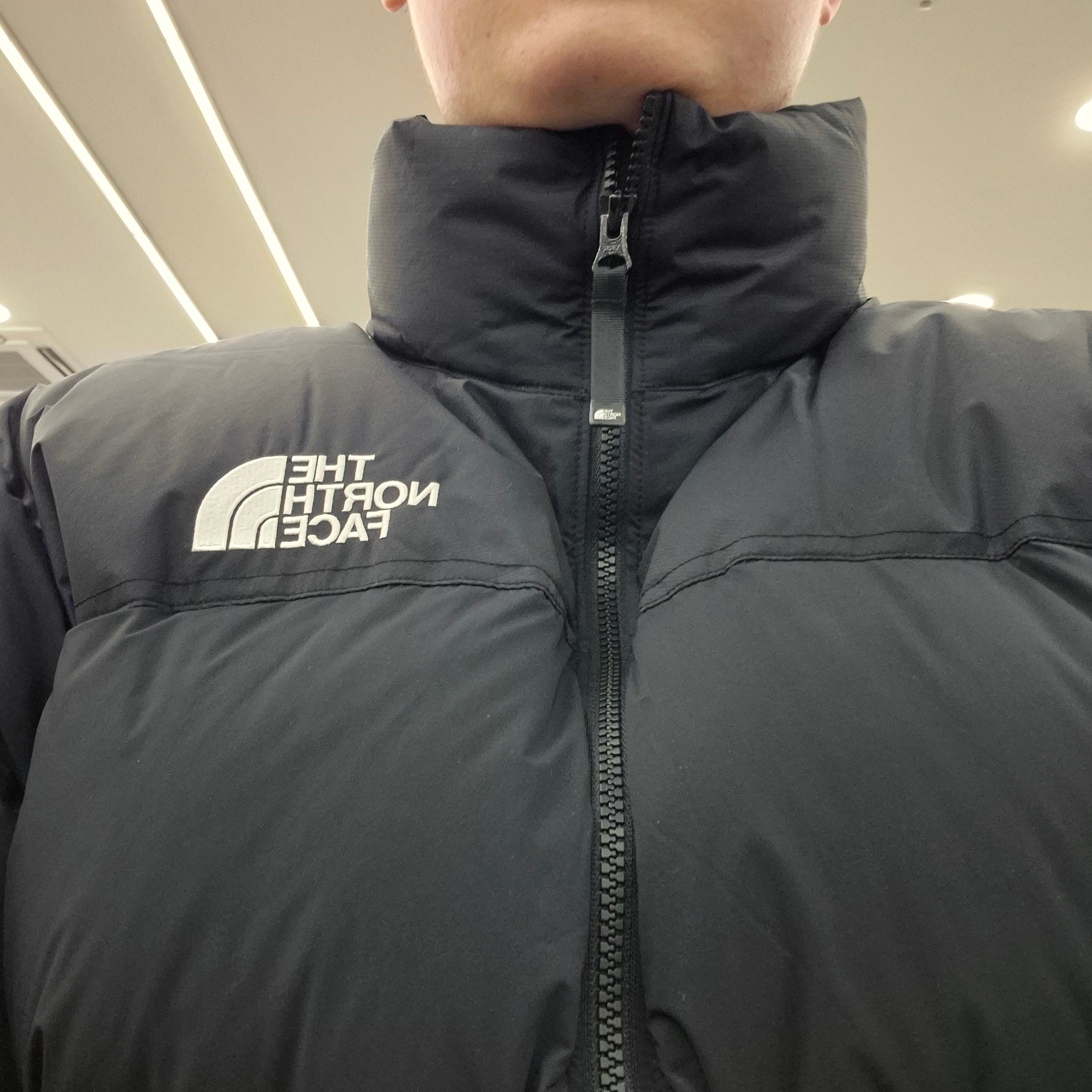 The North Face On Ball Jacket Black 착용 스타일
