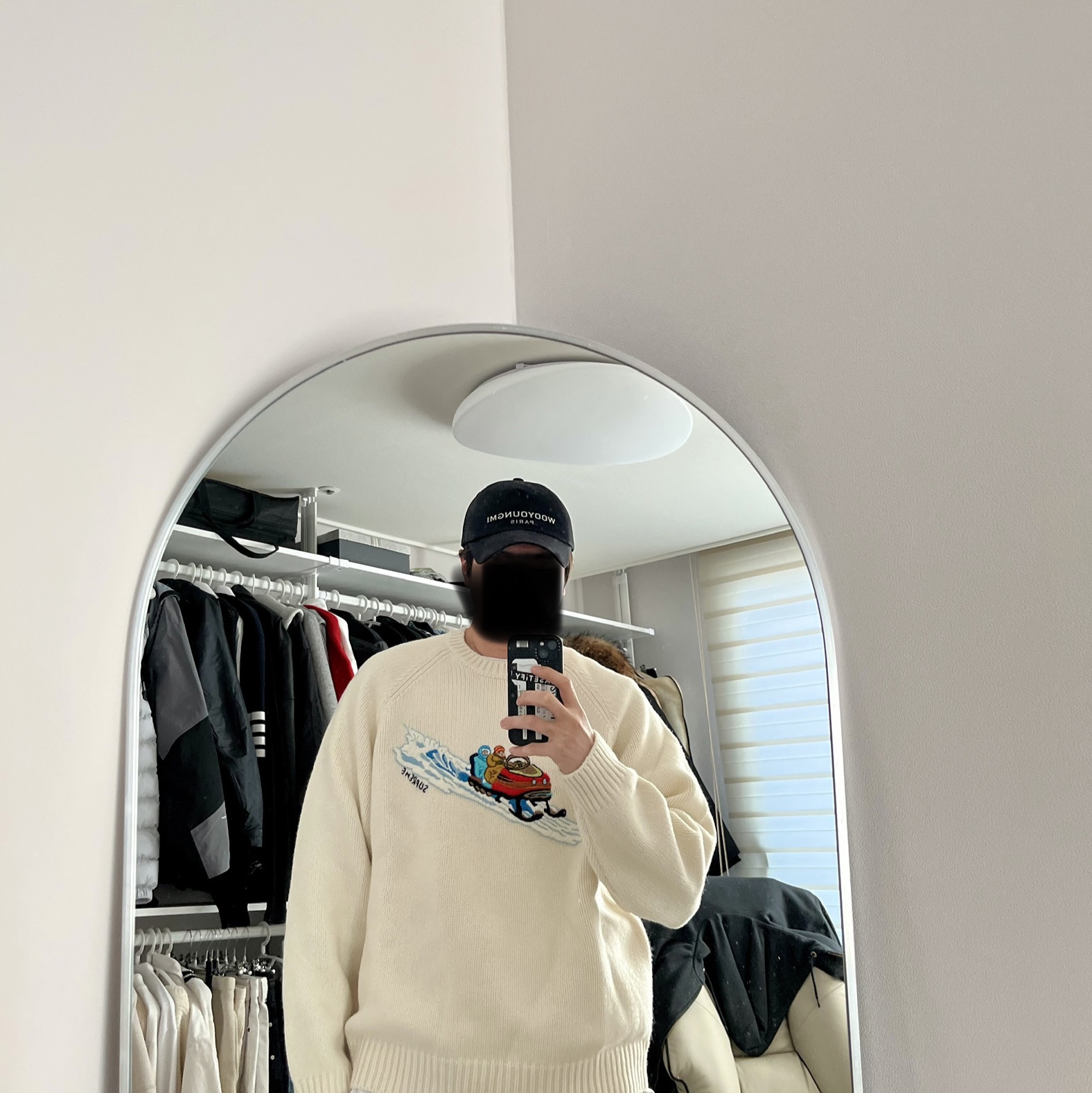 Supreme Snowmobile Sweater White - 24FW 착용 스타일