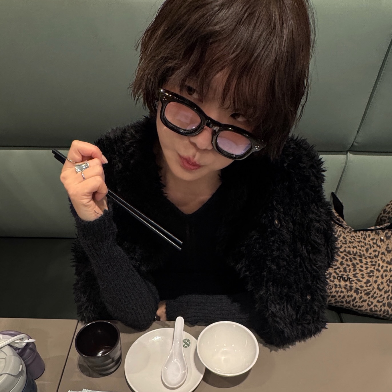 lash Lunettes 02 Black 착용 스타일