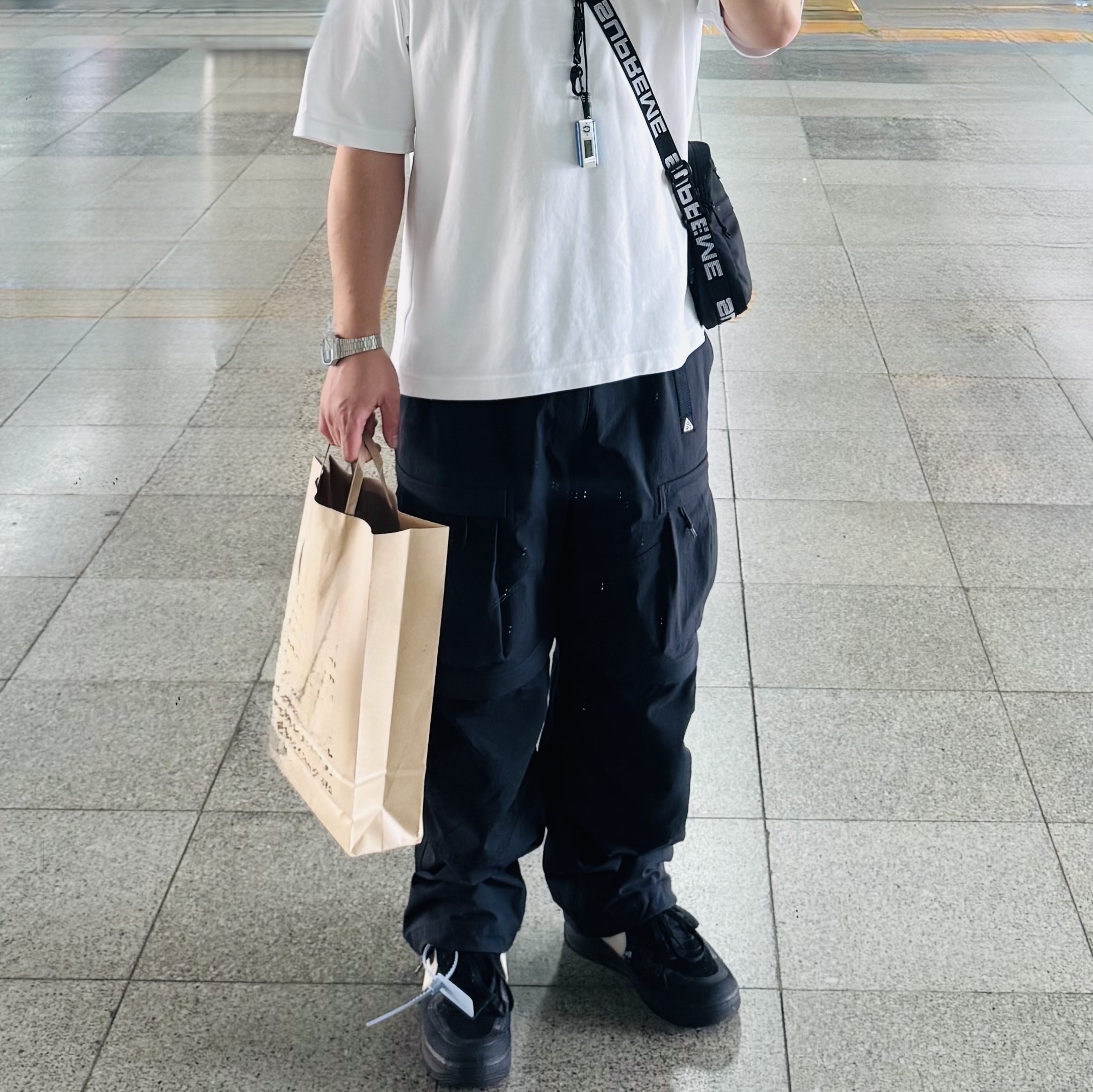 Nike x Off-White Air Force 1 Low Black White, Nike ACG Smith Summit Cargo Pants Black Anthracite - Asia 착용 스타일