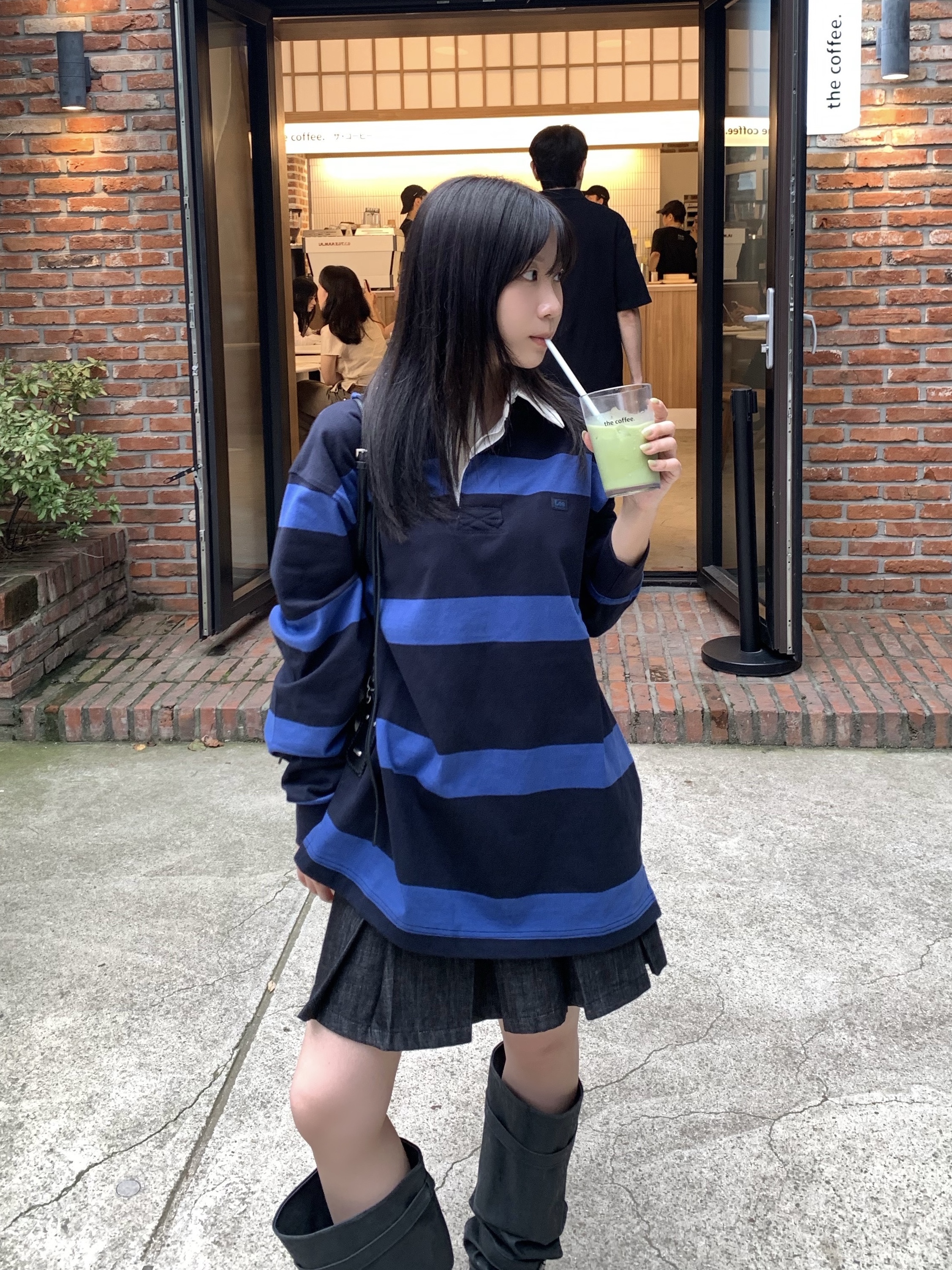 [6% 적립] NegativeThree  Slouchy Long Boots Washed Black 착용 스타일 - 1