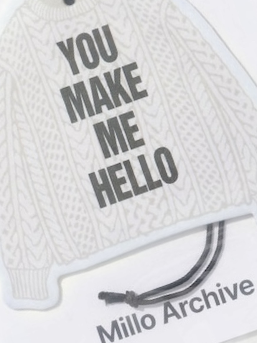 Millo Archive New Campaign Ball Car Tag Ivory 착용 스타일