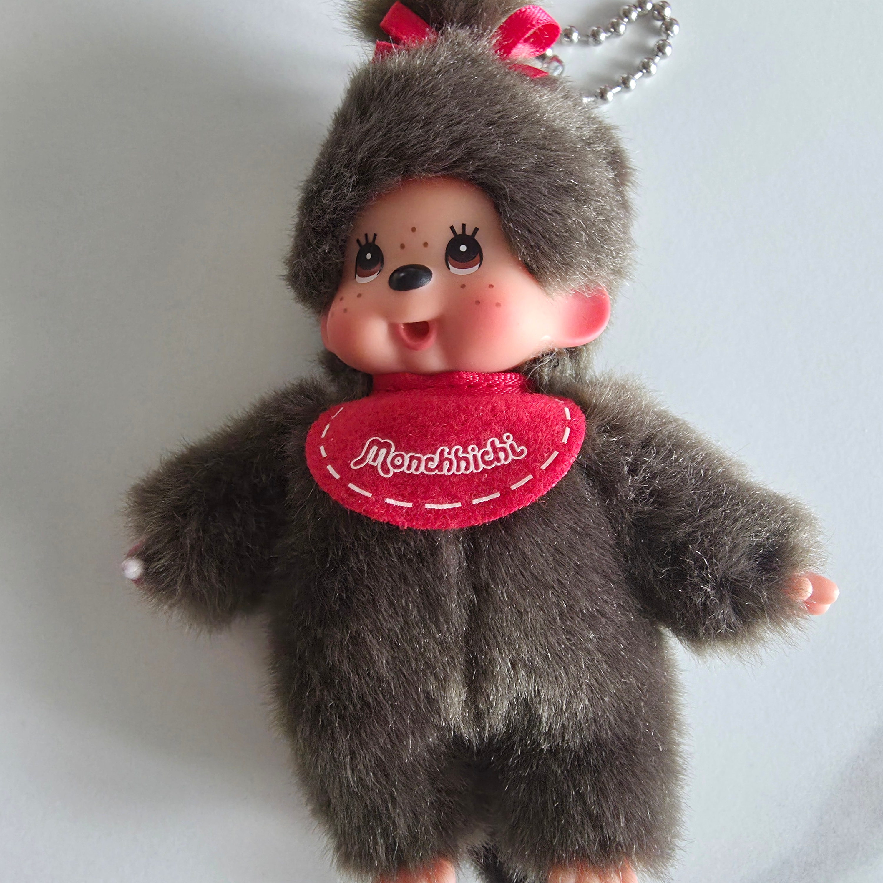 Monchhichi Mini Key Chain Girl Brown 착용 스타일