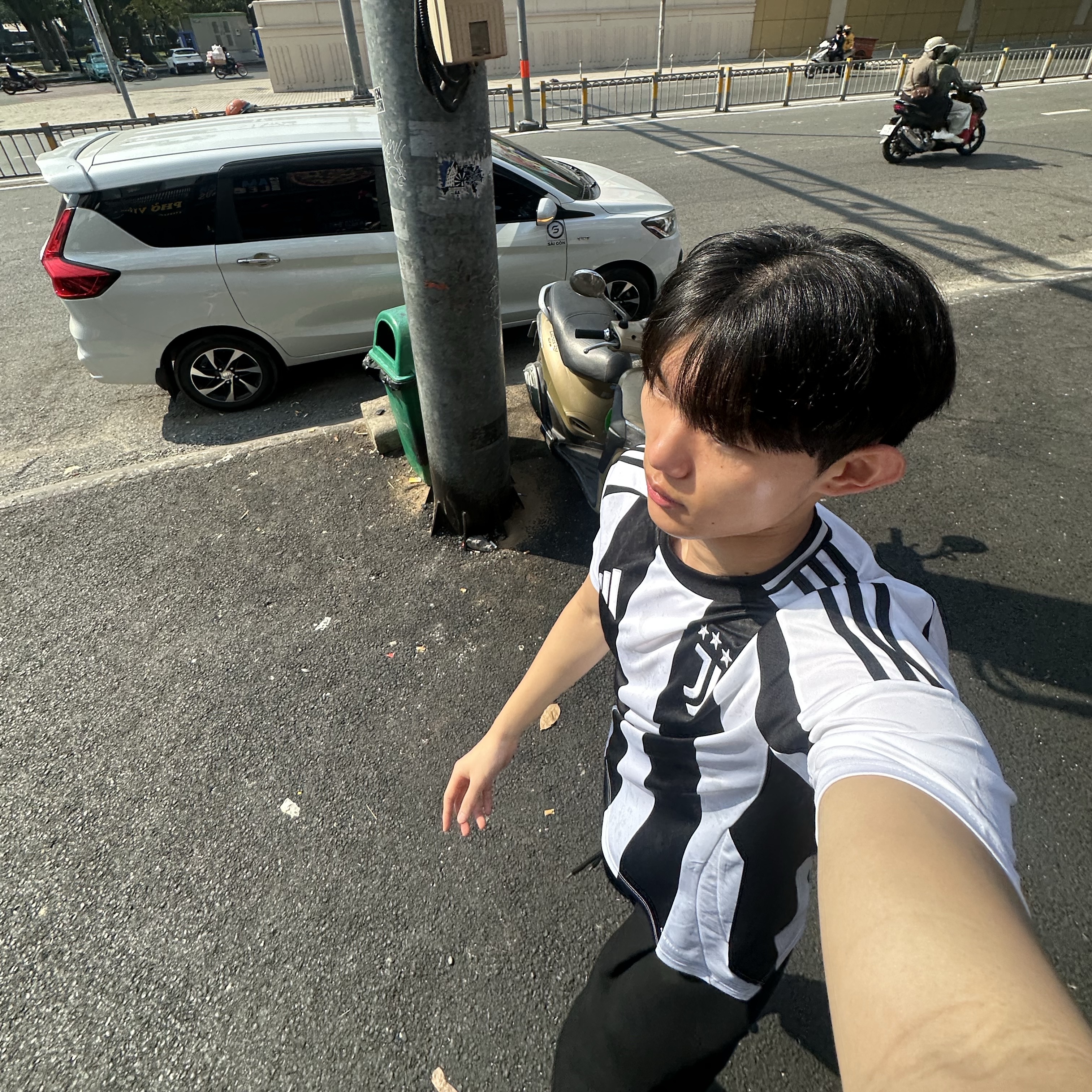 Adidas Juventus 2024/25 Home Jersey White Black - KR Sizing (Non Marking Ver.) 착용 스타일