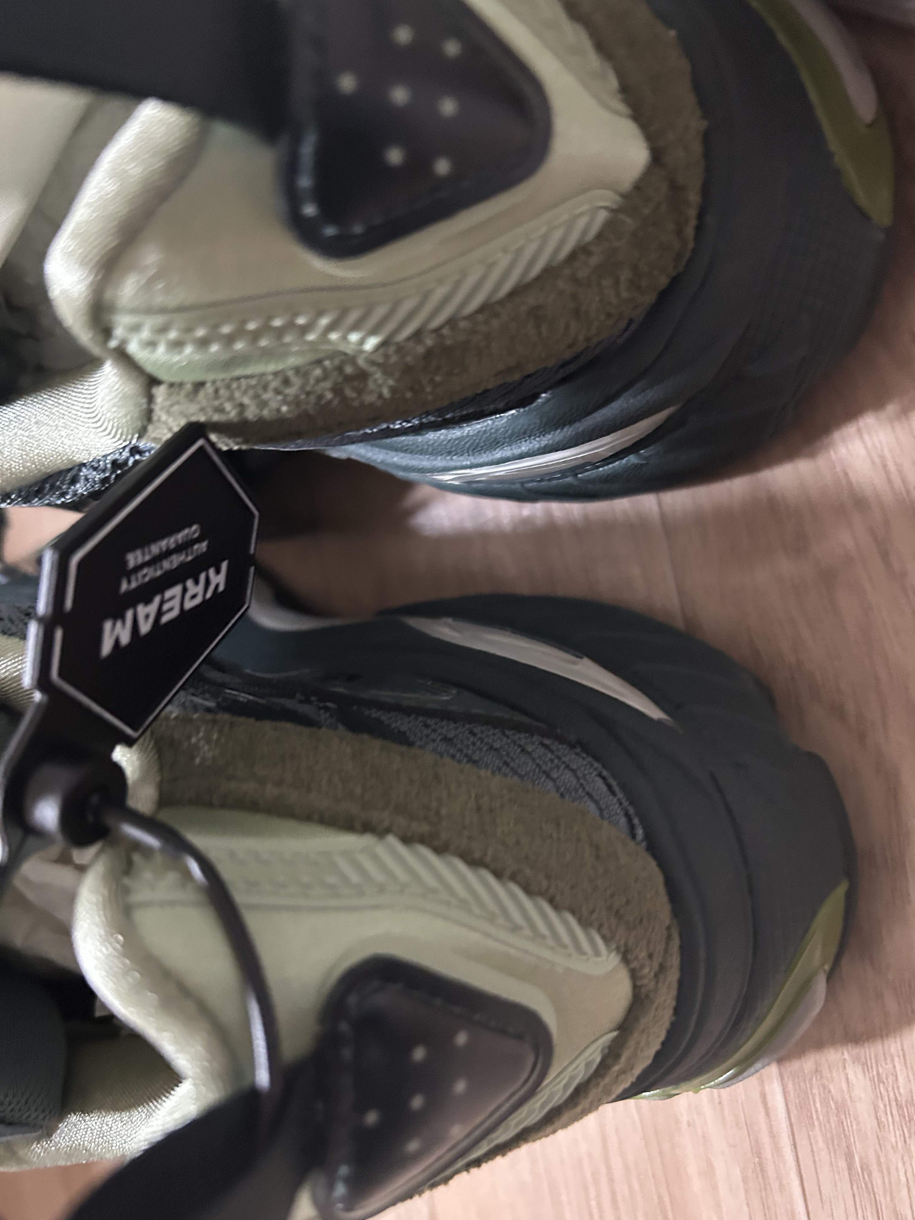 Adidas x Song for the Mute Adistar Cushion Shadow Green College Green 착용 스타일