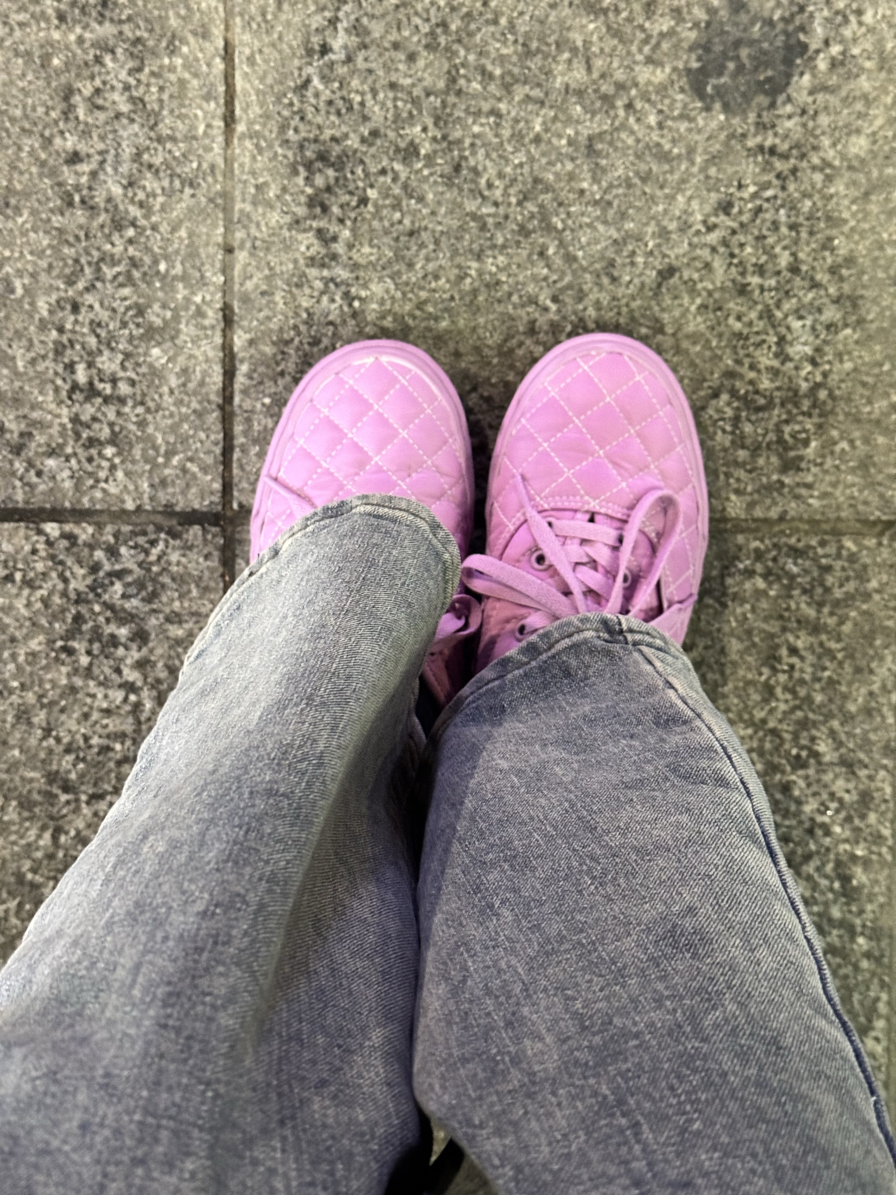 Vans x Opening Ceremony Authentic Quilt Orchid 착용 스타일