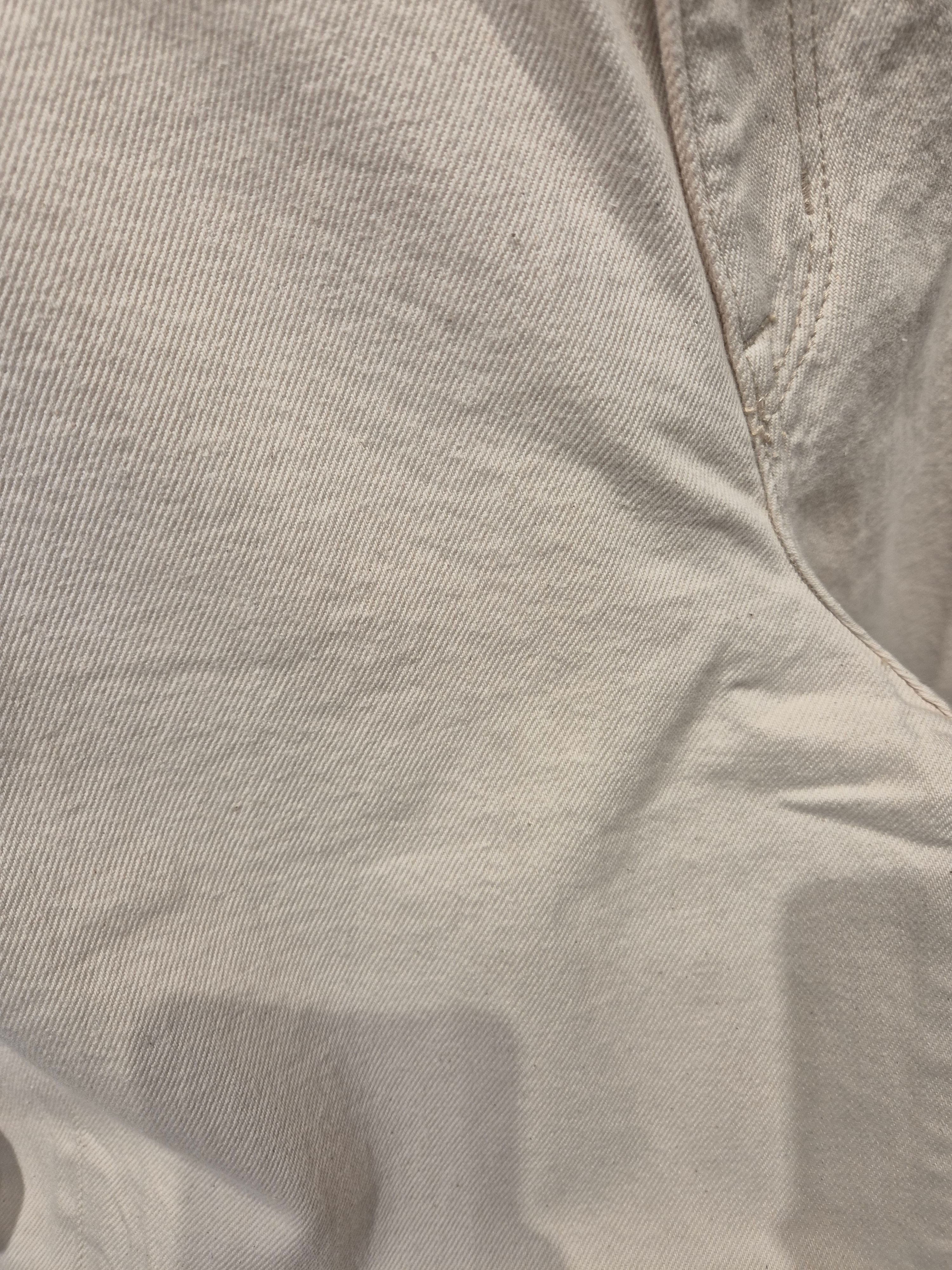 Millo Archive Reflect Curved Chino Pants Beige 착용 스타일