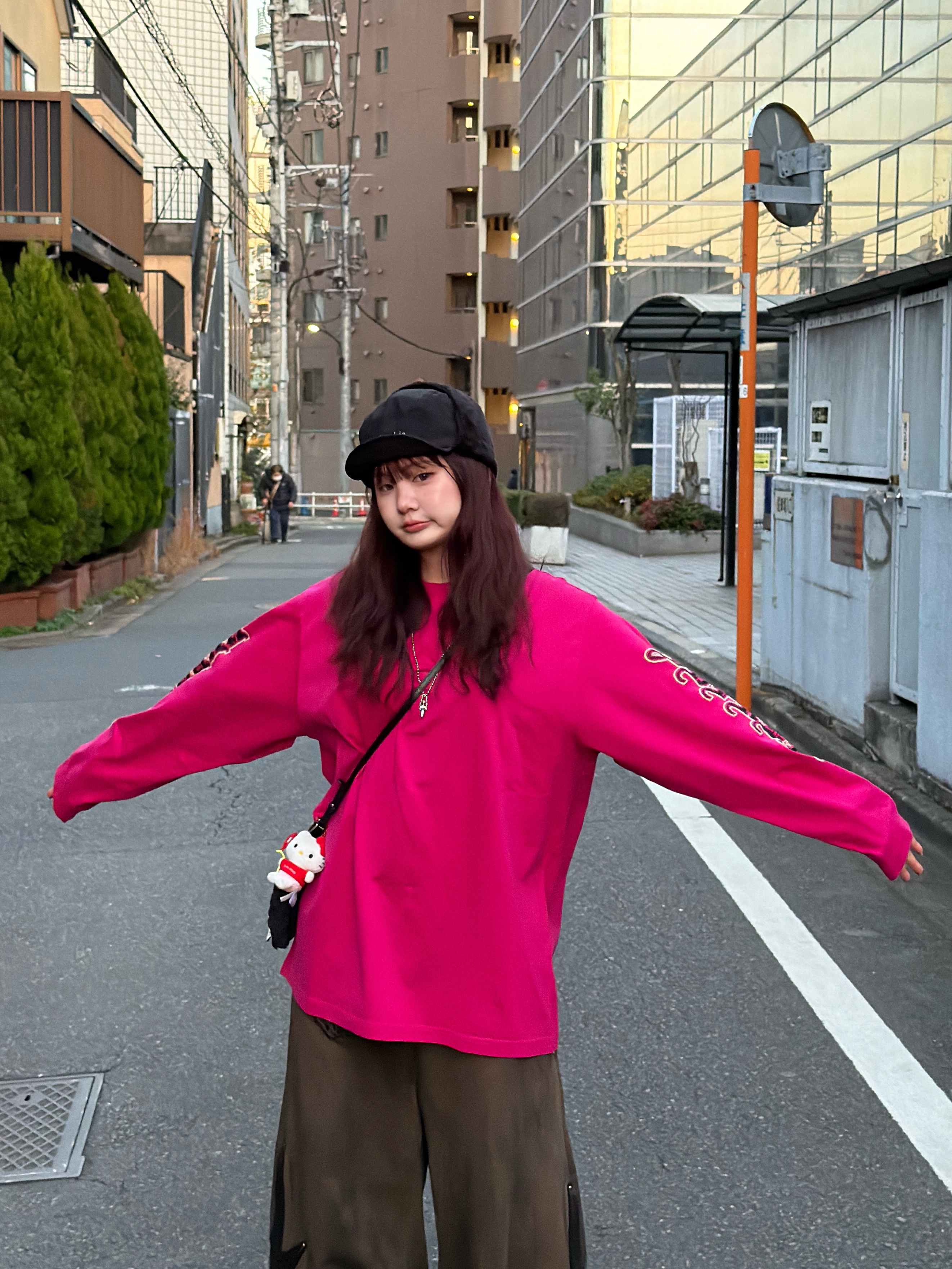 Hansroom Chrome Hearts #5 Dagger Charm 착용 스타일 - 3