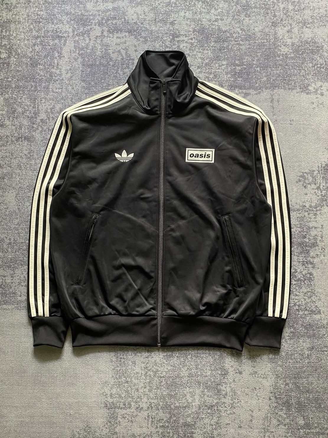 Adidas x Oasis Tour Firebird Track Top Black - KR Sizing 착용 스타일