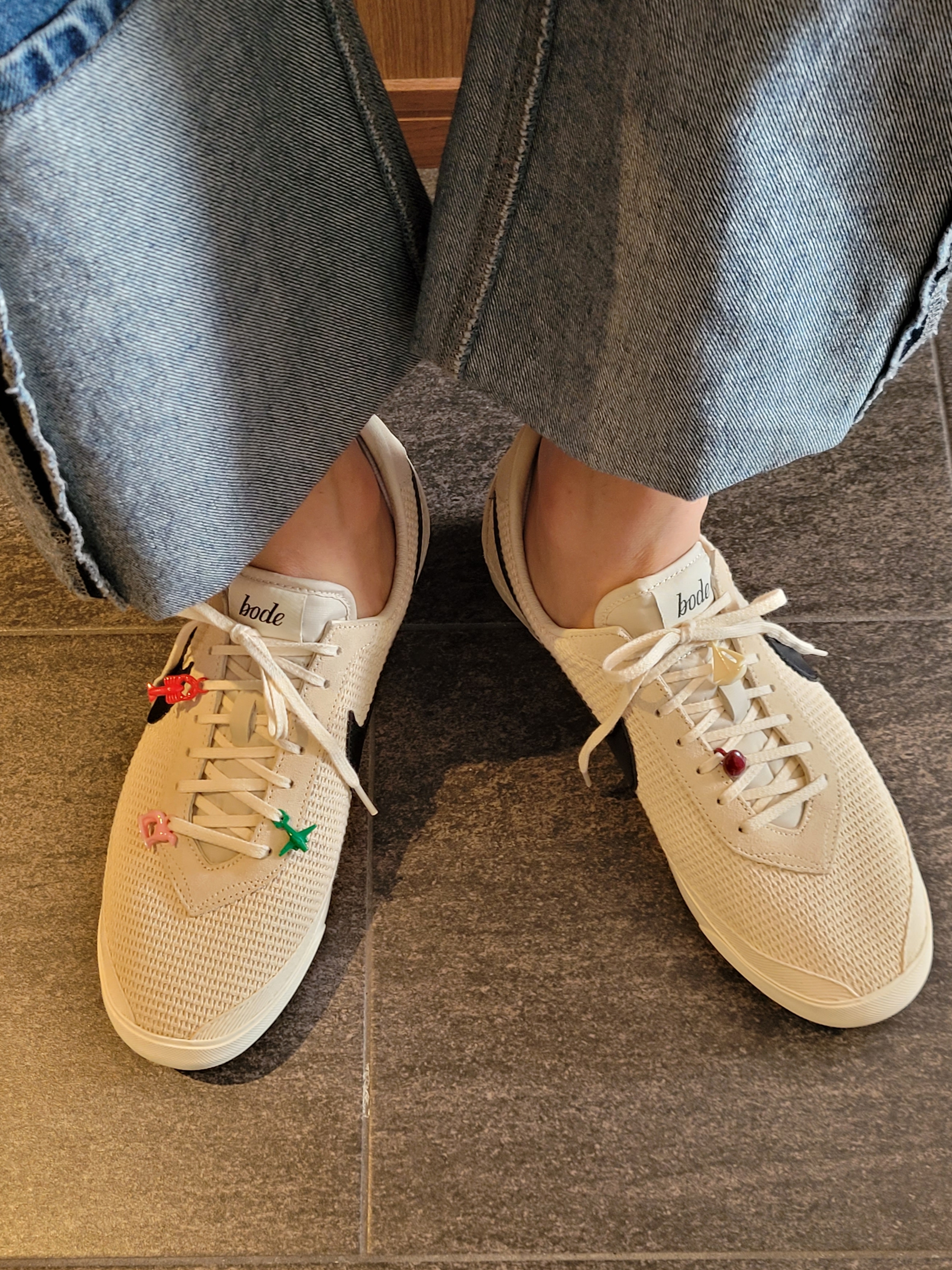 Nike x Bode Astrograbber SP Light Cream and Black, Human Made Acrylic Bangle #1 Black 착용 스타일 - 2