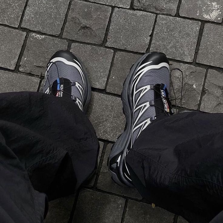 Salomon XT-6 Gore-Tex Black Ebony 착용 스타일 - 1