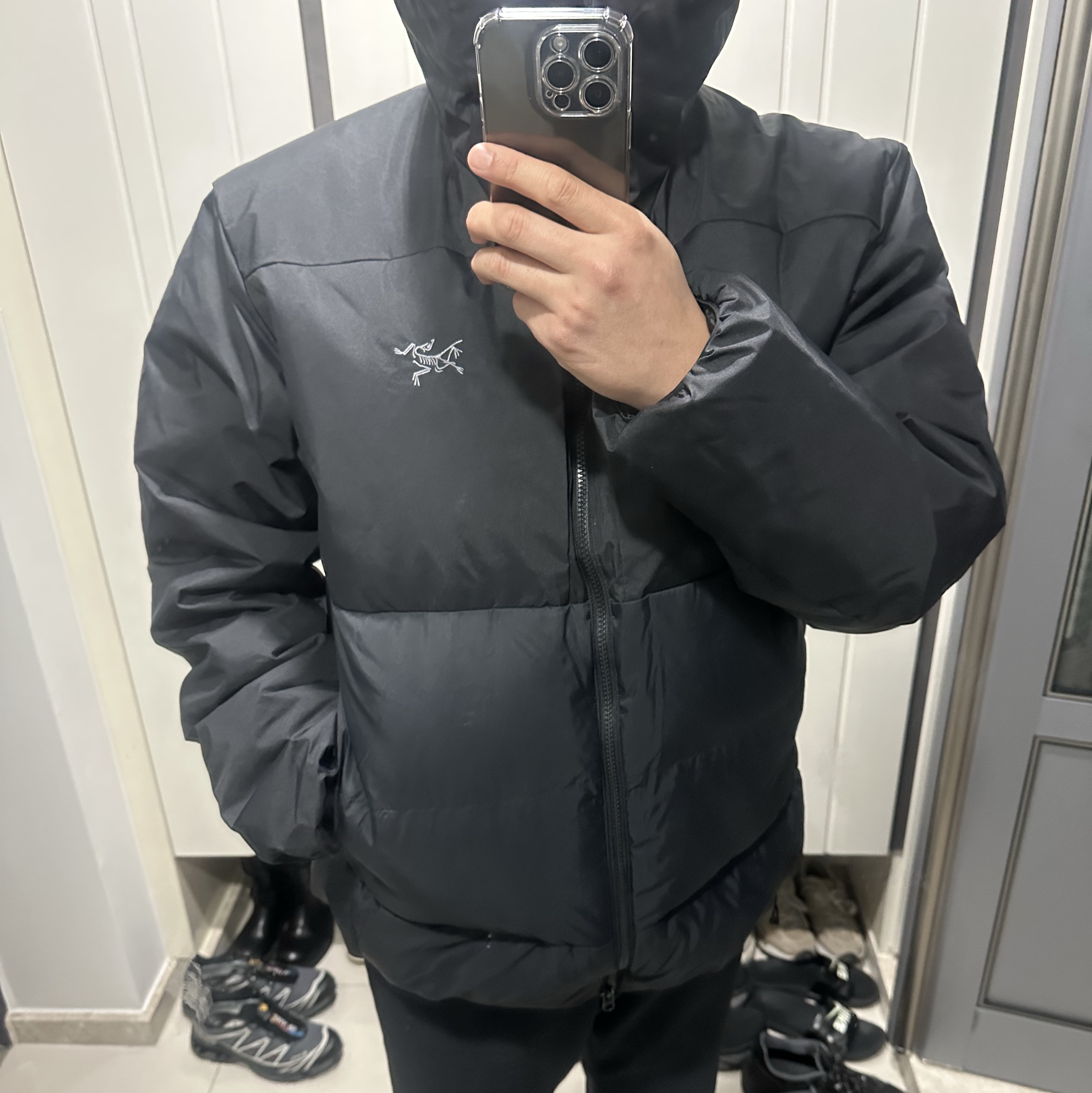 Arc'teryx Thorium SV Hoody Black 착용 스타일