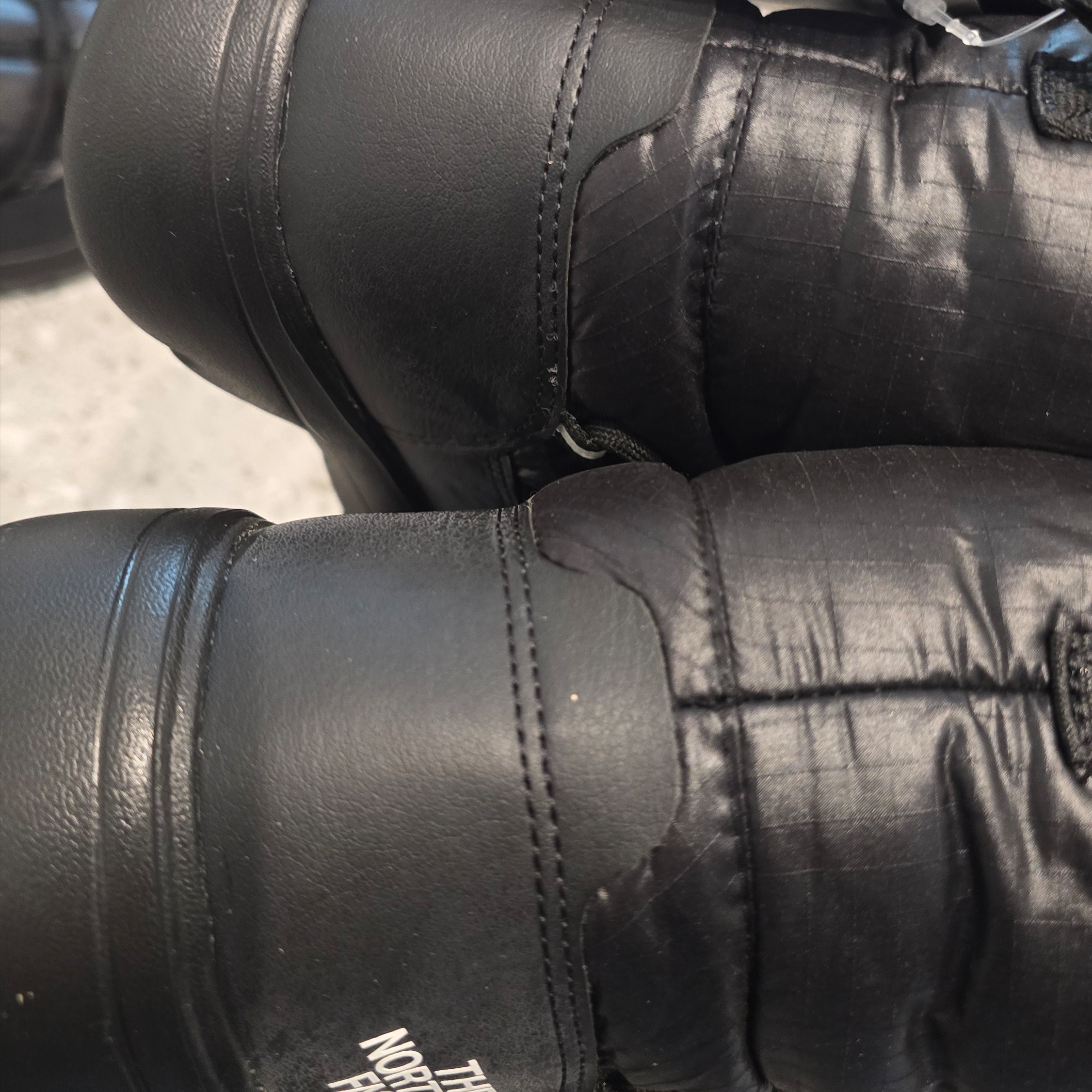 The North Face Borealis Short Boots Black - 25FW 착용 스타일 - 4