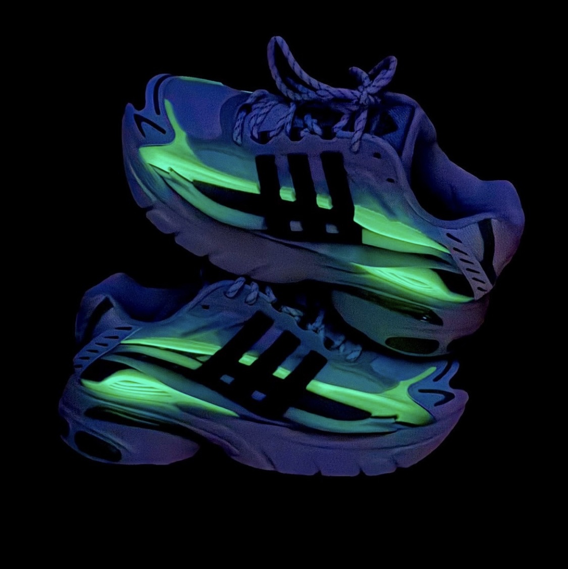 Adidas x Pharrell Williams Adistar Jellyfish Focus Olive Core Black 착용 스타일 - 1