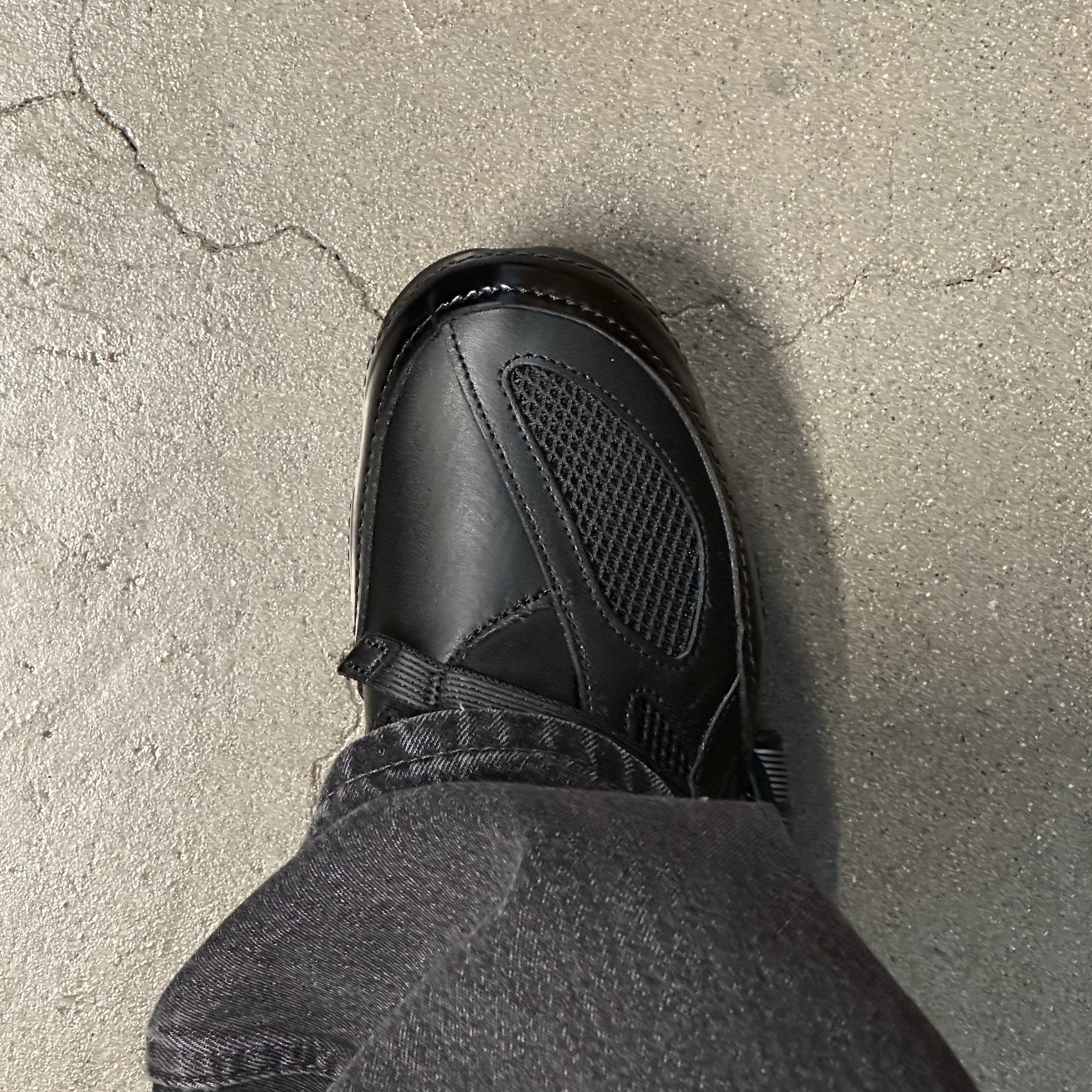Asics x Issey Miyake Hyper Taping Black 착용 스타일