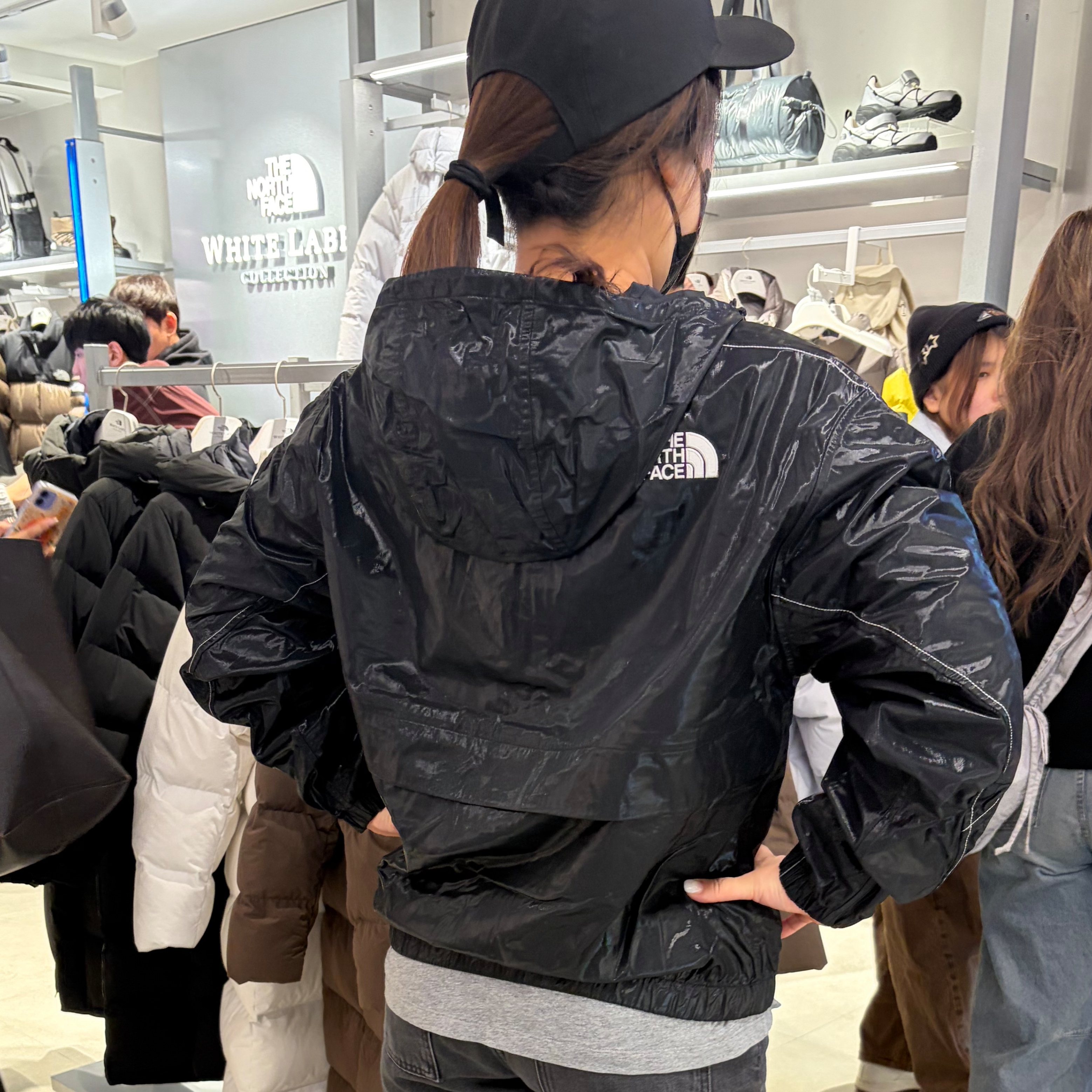The North Face White Label Novelty Olema Hoodie Black 착용 스타일