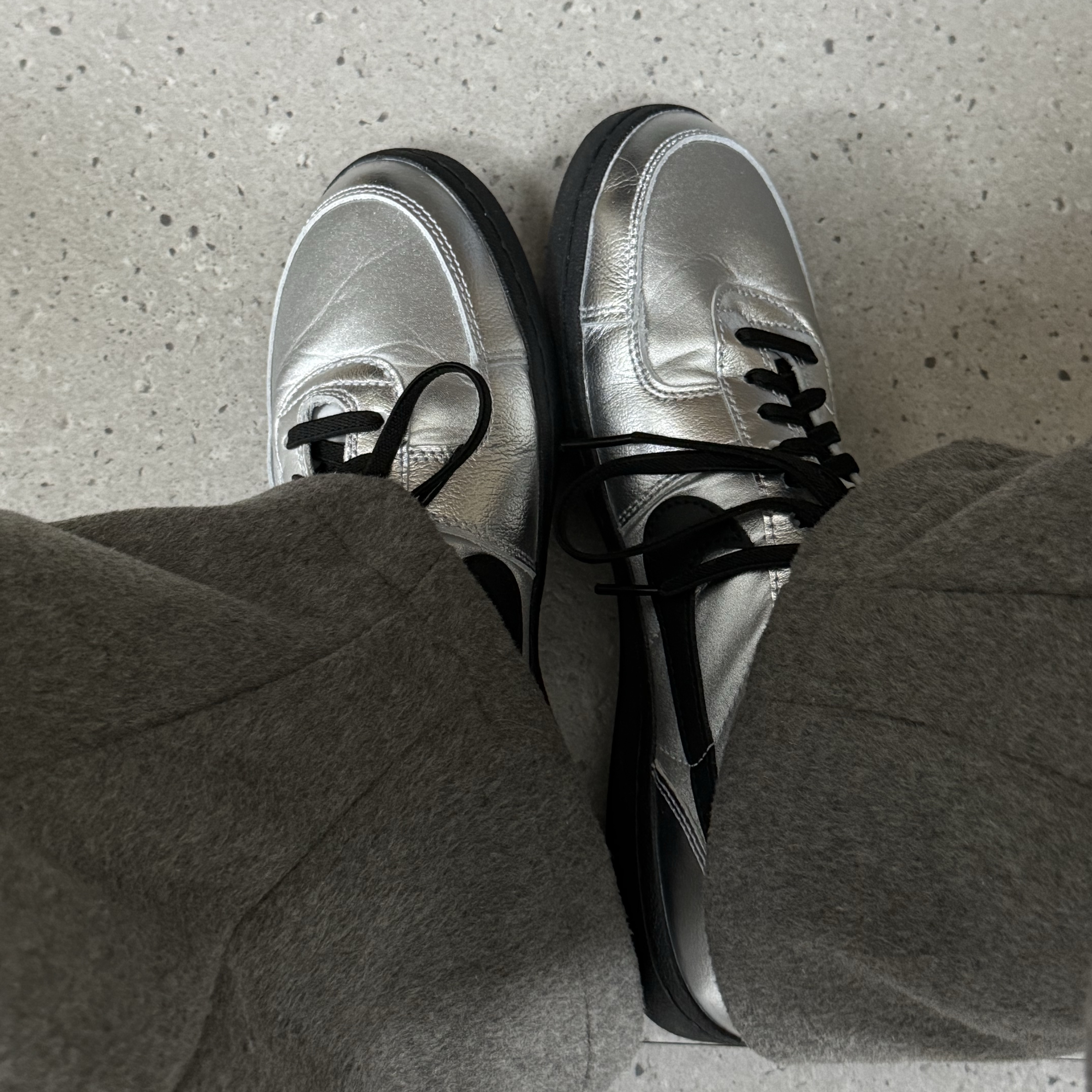 (W) Nike Field General Metallic Silver Photon Dust 착용 스타일