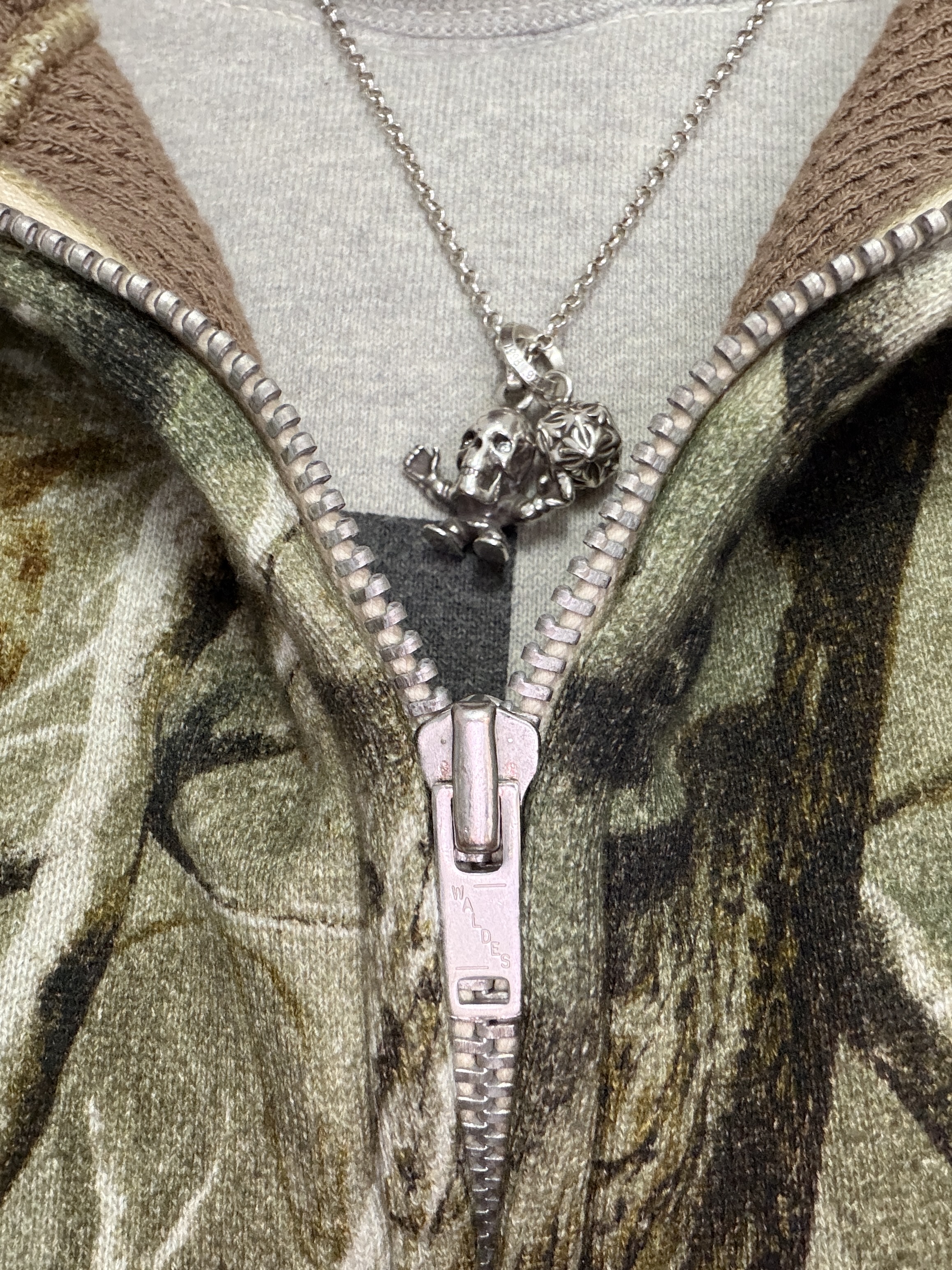 Saint Mxxxxxx x BAPE Zip Hoodie Shark Camo Zip Hoodie Camo - 25AW, Visvim Cordura 22L Rucksack Black 착용 스타일 - 4
