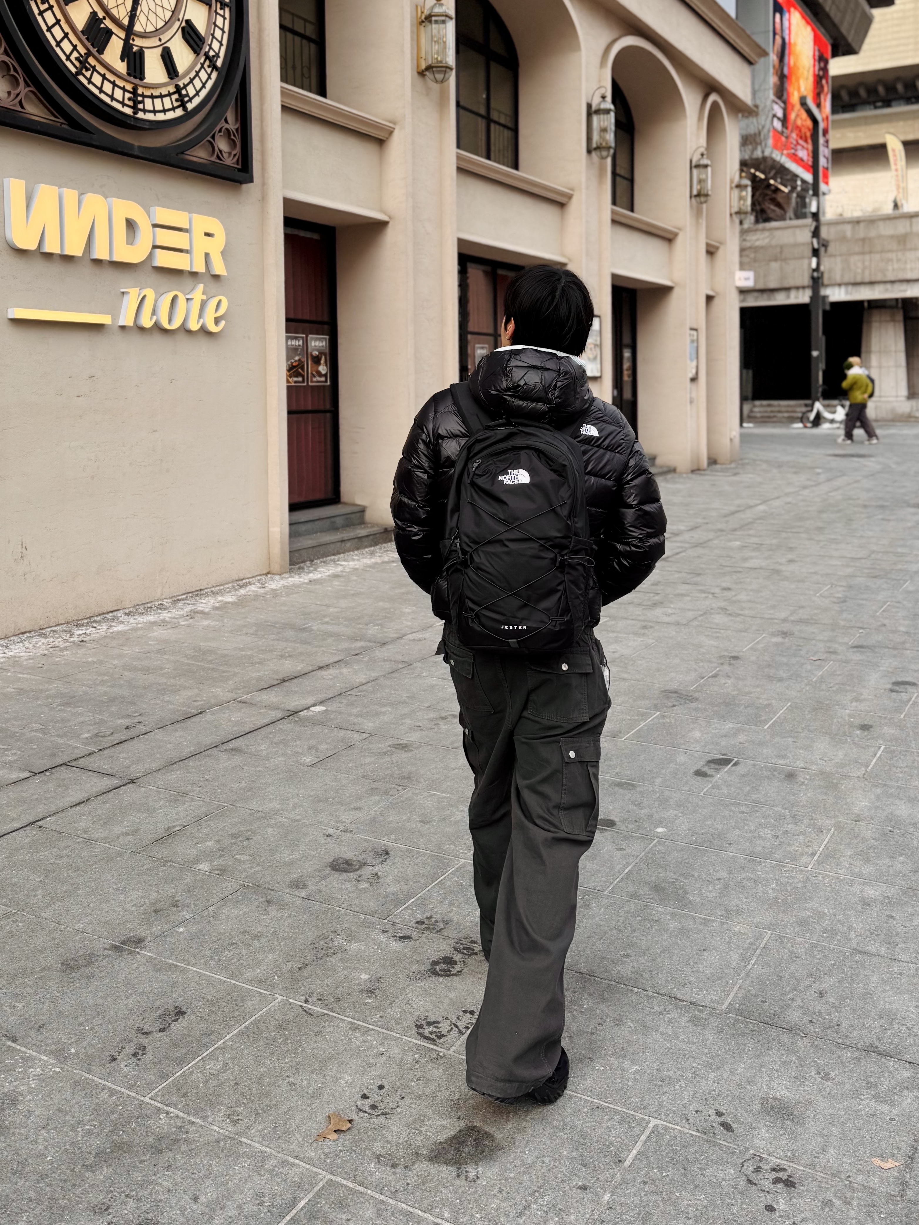 The North Face Matier EX RDS Down Hoodie Black, The North Face Jester Air 27 Black - 25FW 착용 스타일 - 2