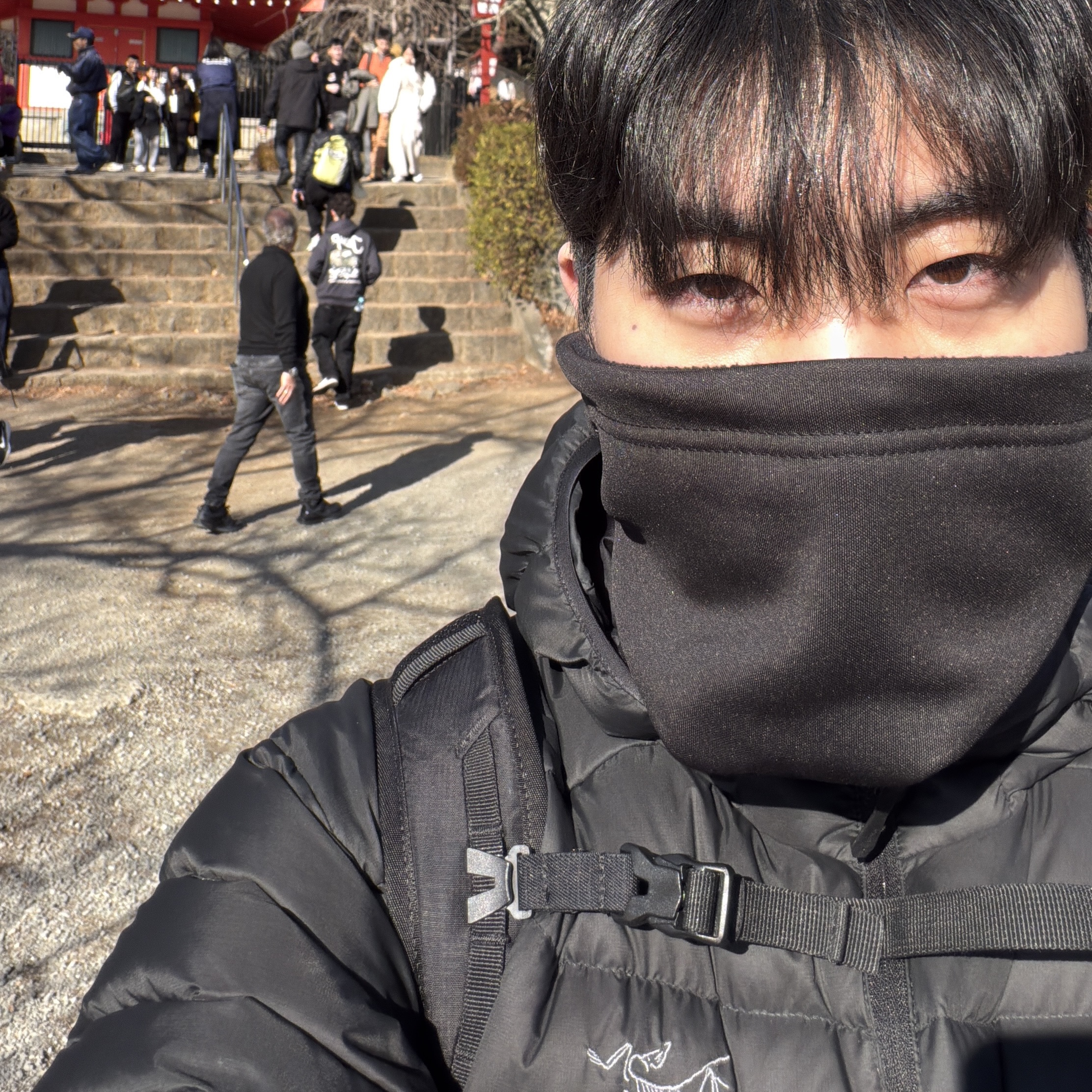 Arc'teryx Cerium Hoody Black, Salomon Trailblazer 10 Black 착용 스타일 - 2