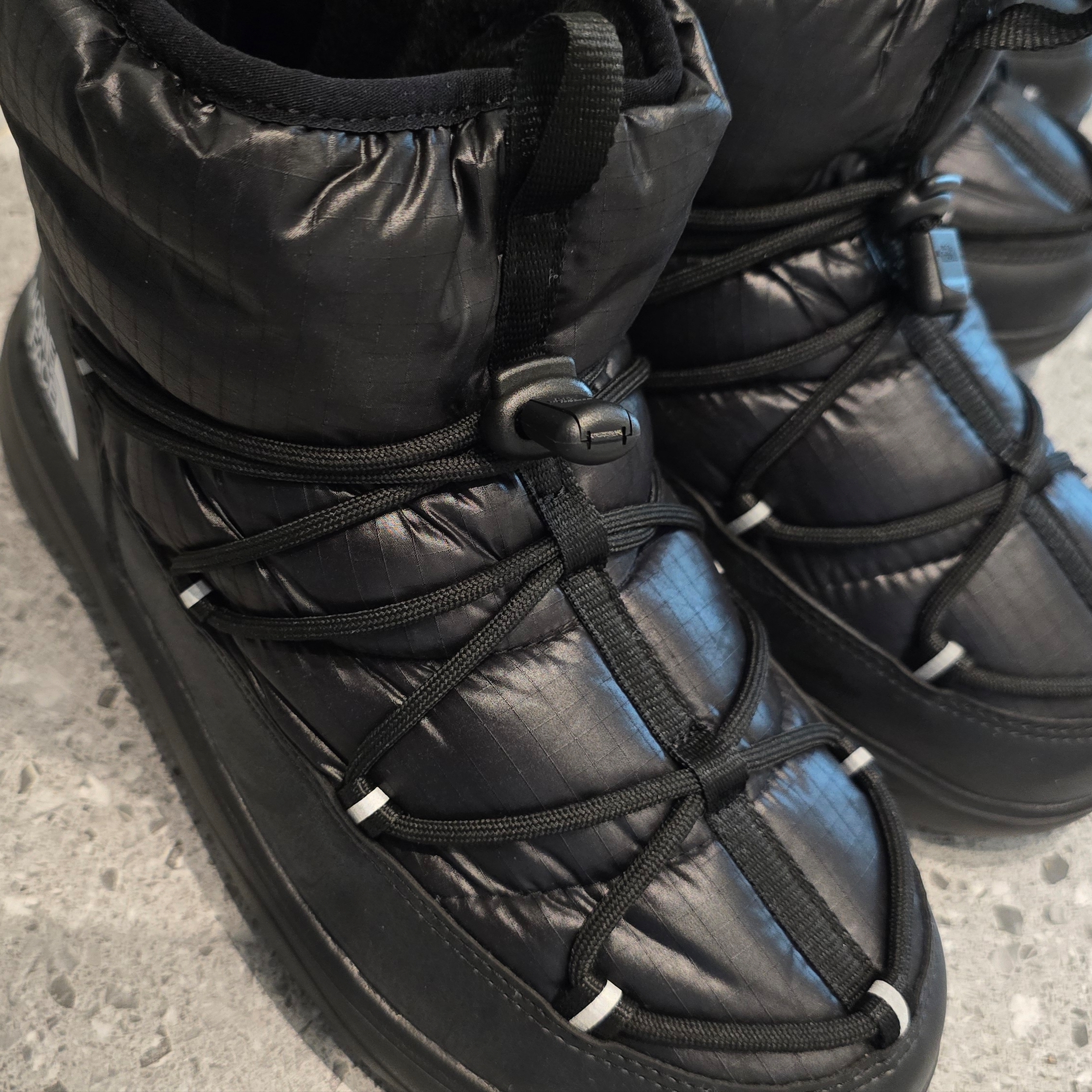 The North Face Borealis Short Boots Black - 25FW 착용 스타일 - 3