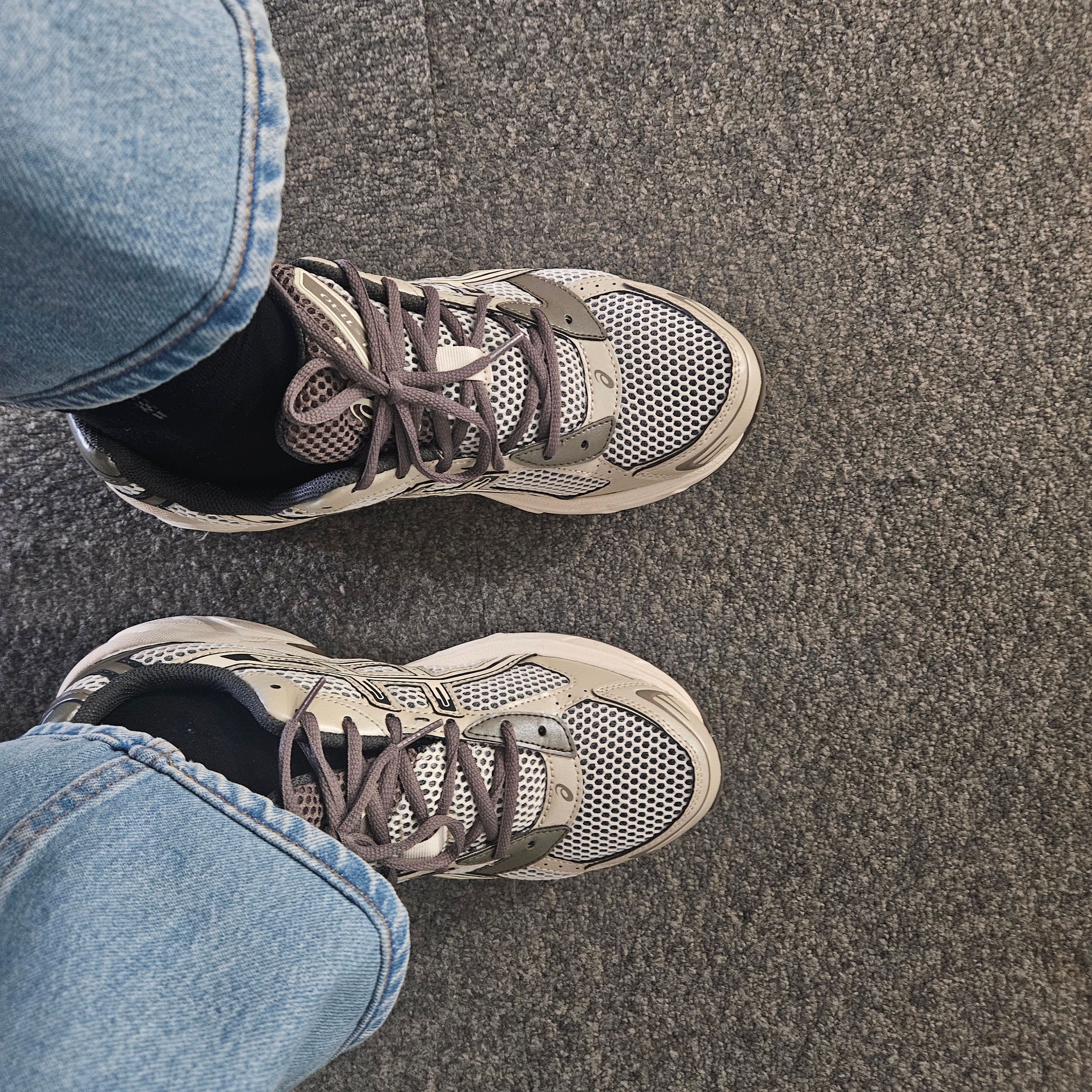 Asics Gel-1130 Birch Dark Taupe - Korea Exclusive 착용 스타일