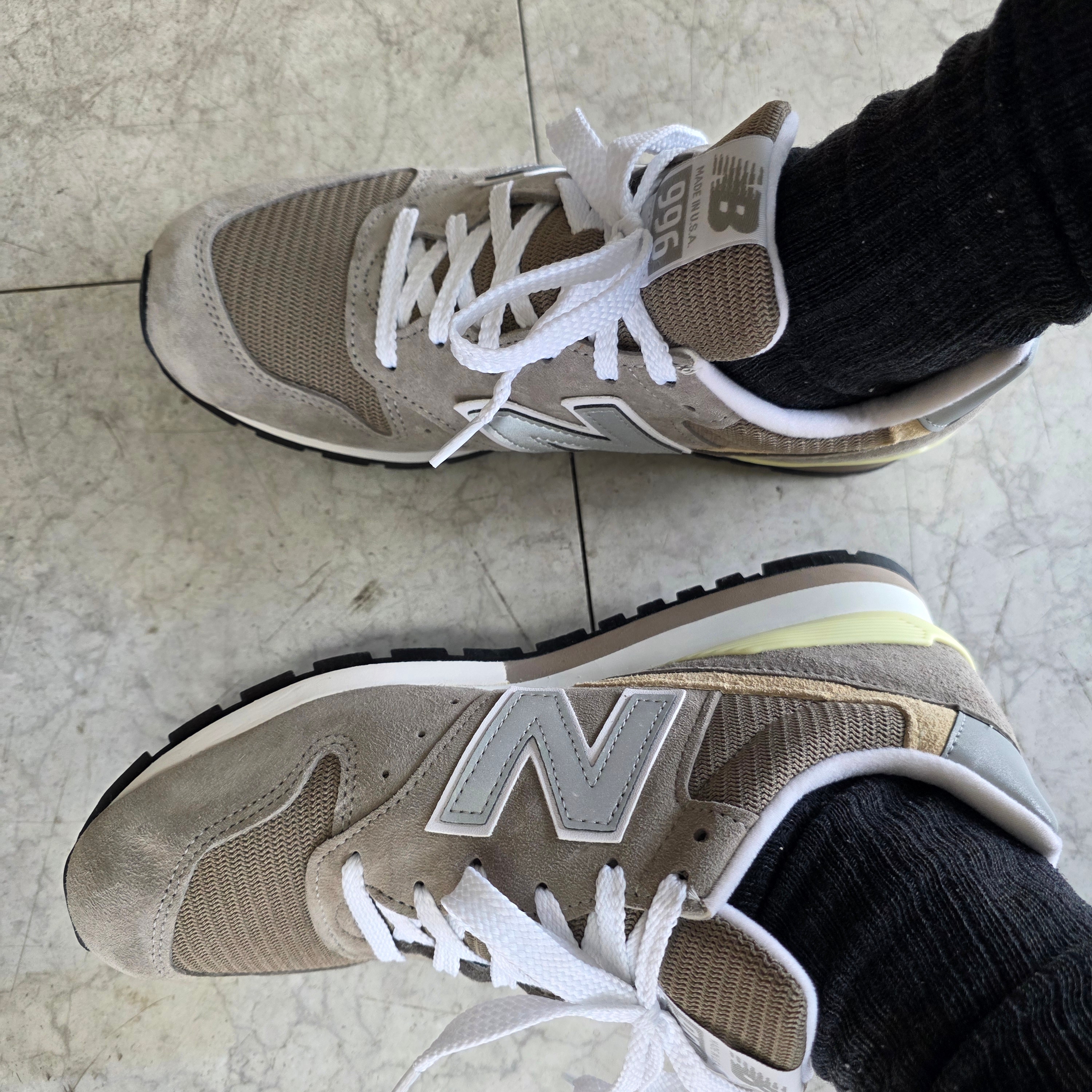 New Balance Made in USA 996 Grey 착용 스타일