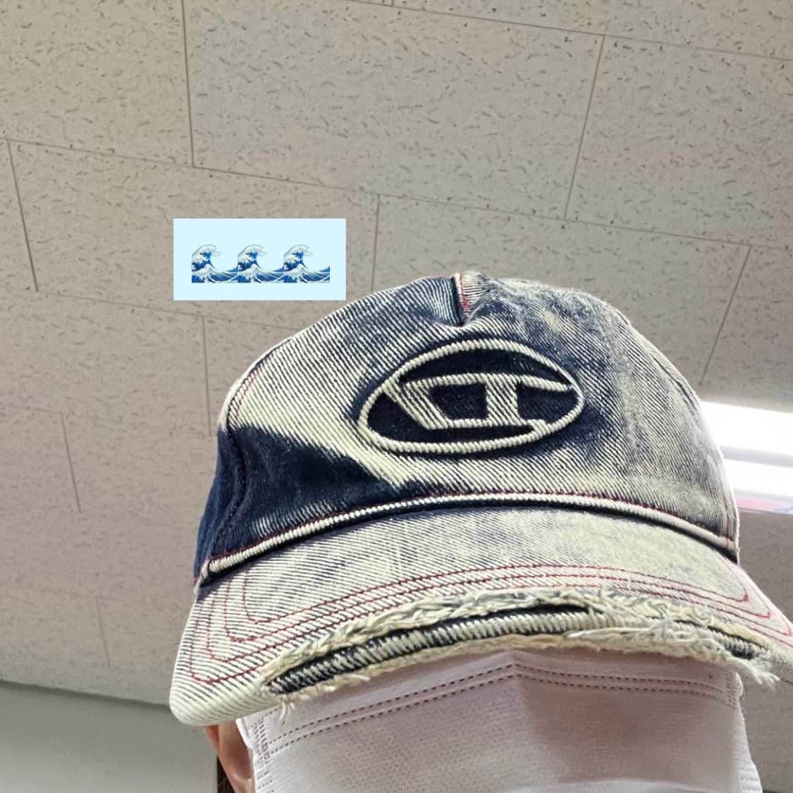 Diesel C-Seymon Treated Denim Baseball Cap Blue White 착용 스타일