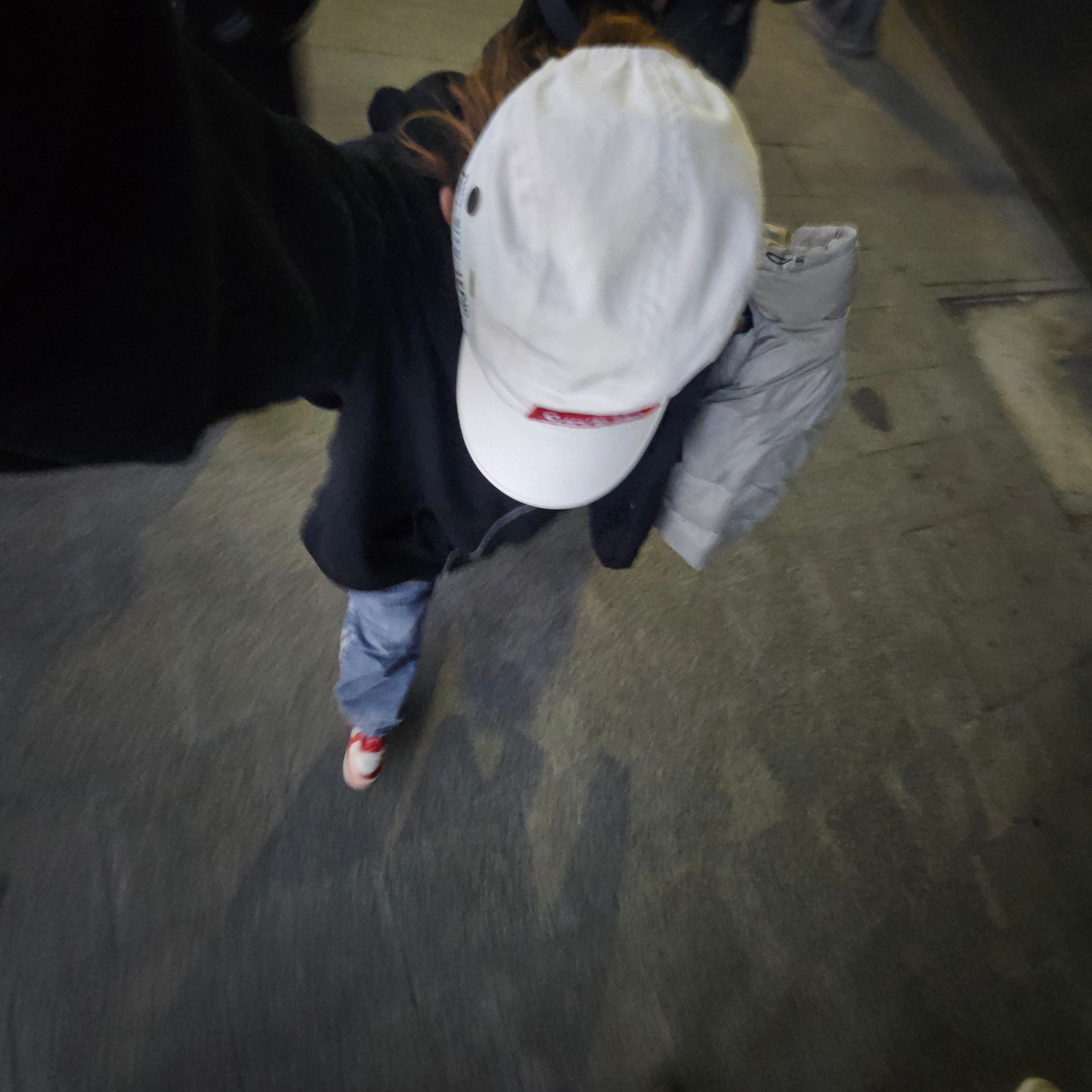 Supreme Military Camp Cap Stone - 22SS, Nike Air Force 1 Mid '07 LX University Red and Pale Ivory 착용 스타일