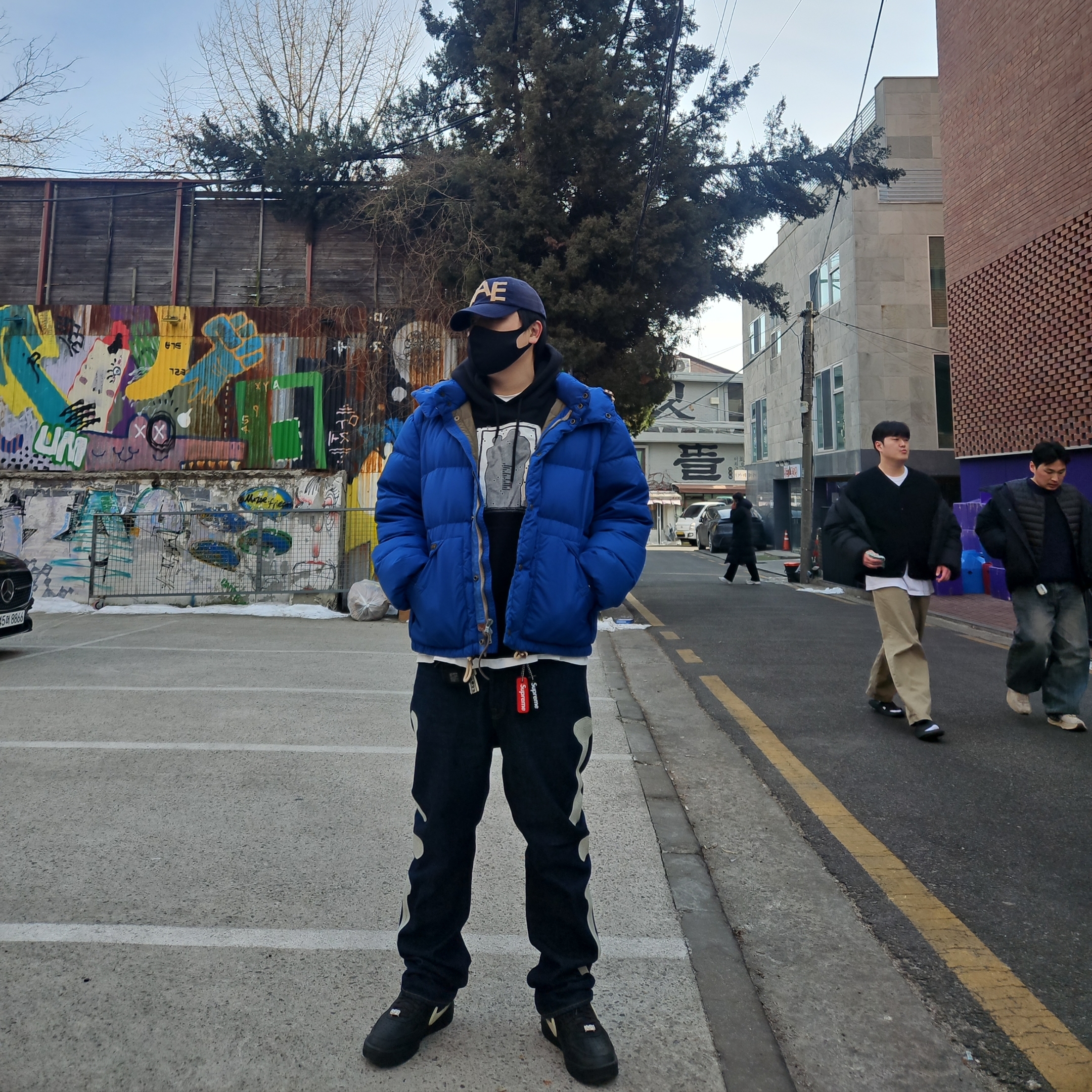 Kapital 12.5 oz. Denim Mexican Tuxedo 5P Okagilly Pants Indigo, Cav Empt AS 5d_or Hoody Black - 25SS 착용 스타일 - 1